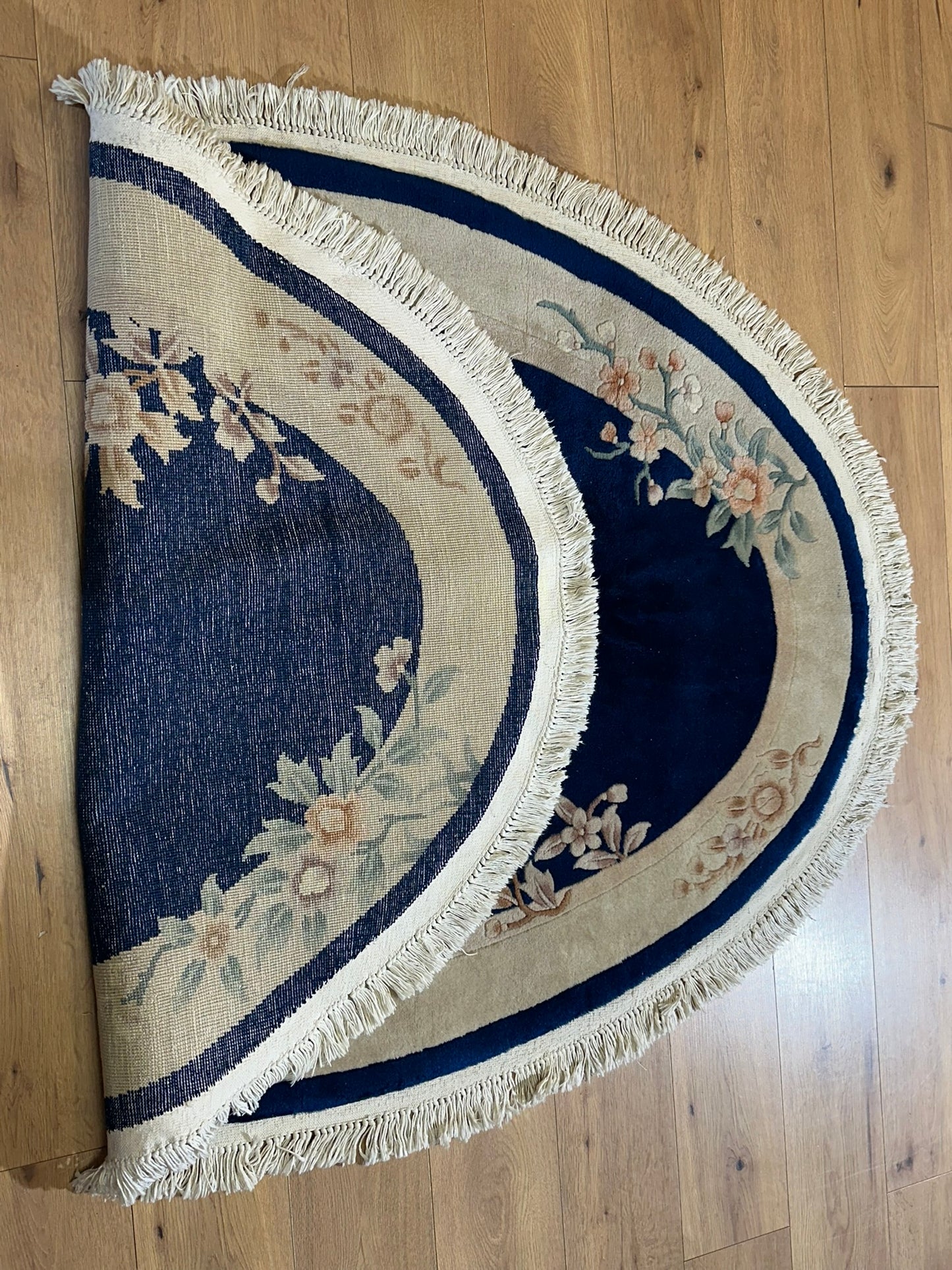 China Art Deco Teppich handgeknüpft oval 195x128 cm