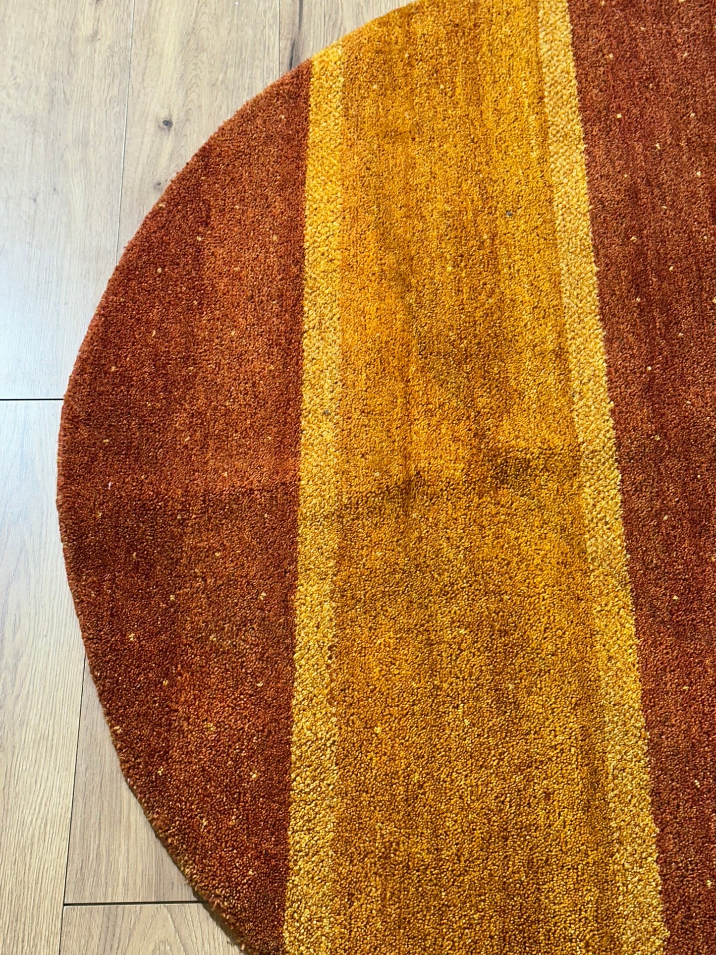 Moderner Gabbeh Teppich handgeknüpft rund ca. 150 cm