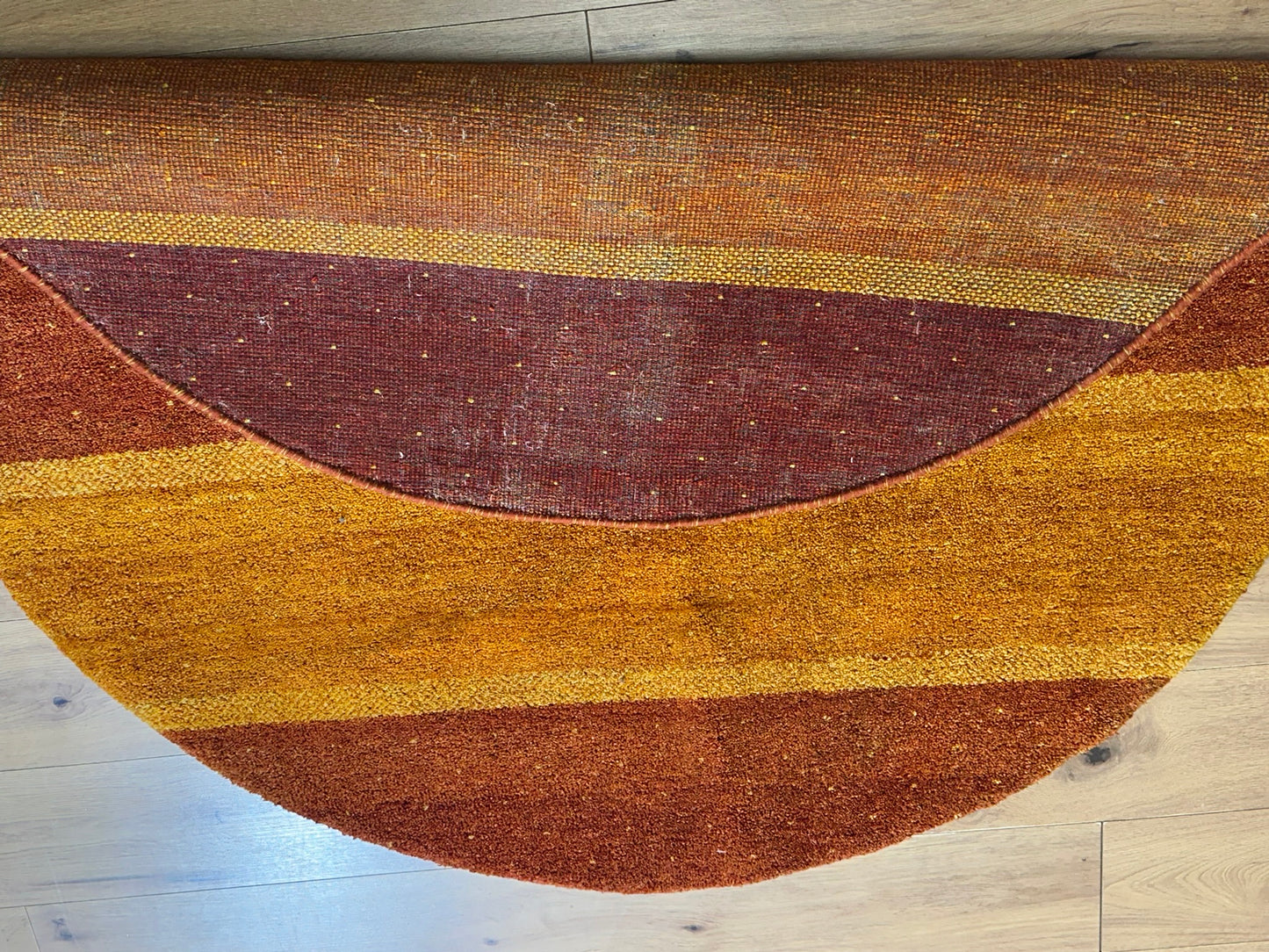 Moderner Gabbeh Teppich handgeknüpft rund ca. 150 cm