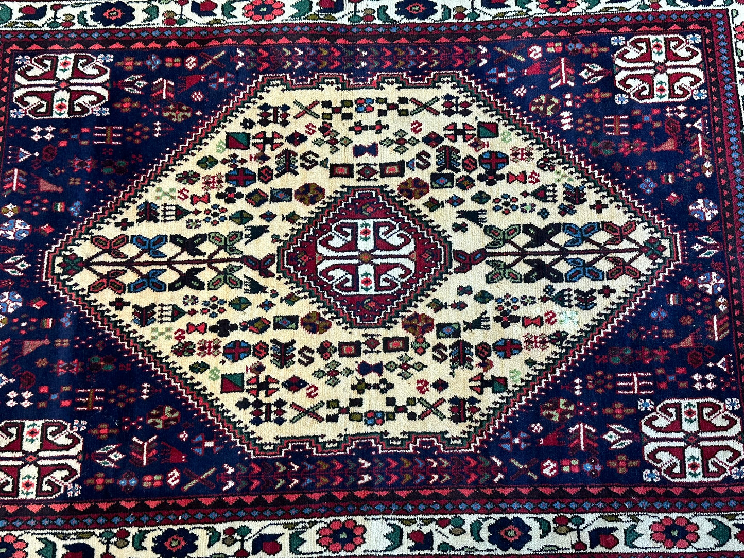 Orientteppich handgeknüpft Abadeeh 155x103 cm