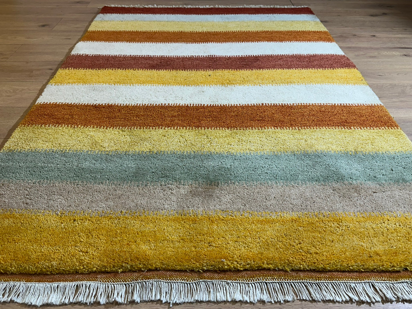 Moderner Gabbeh Teppich handgeknüpft 185x126 cm