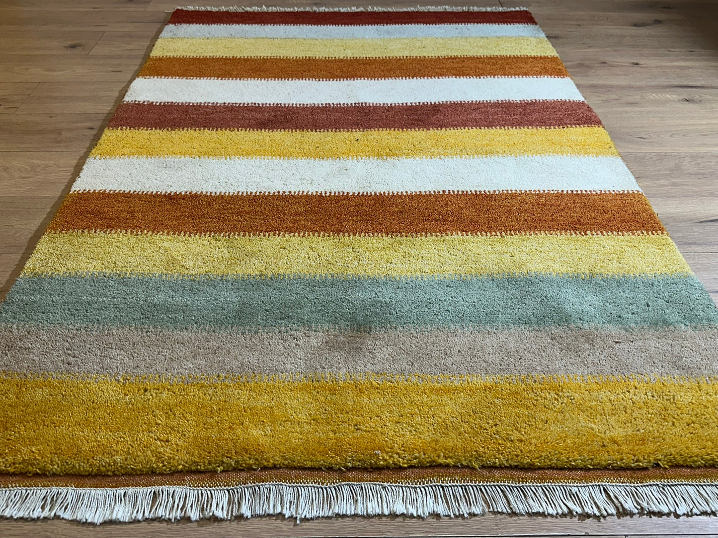 Moderner Gabbeh Teppich handgeknüpft 185x126 cm