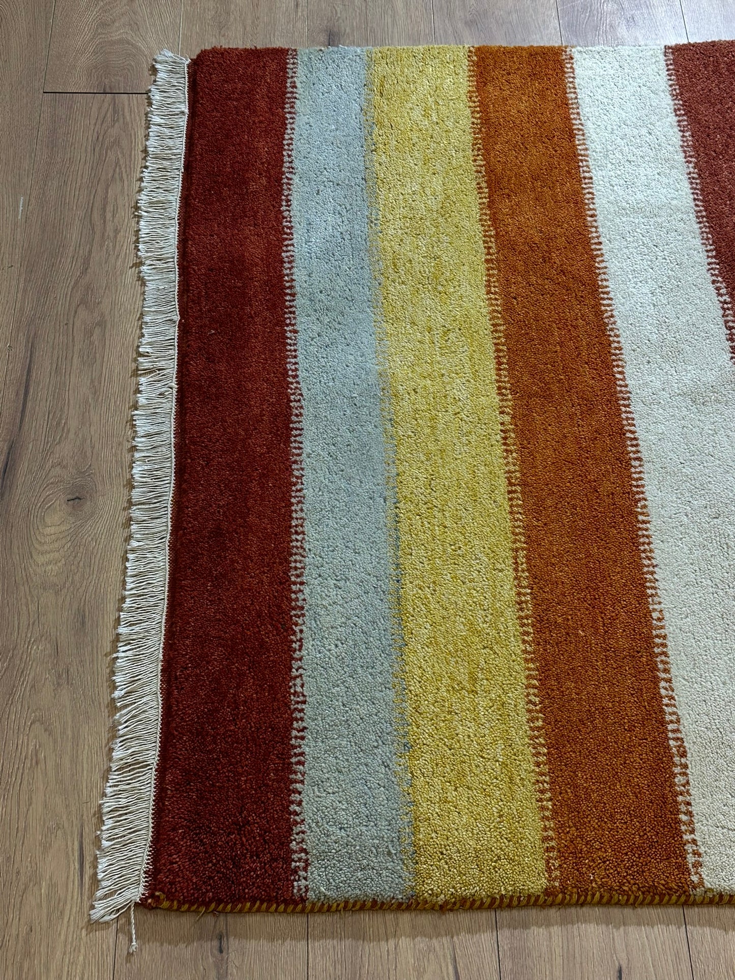 Moderner Gabbeh Teppich handgeknüpft 185x126 cm