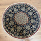 Orientteppich handgeknüpft Nain rund 80 cm