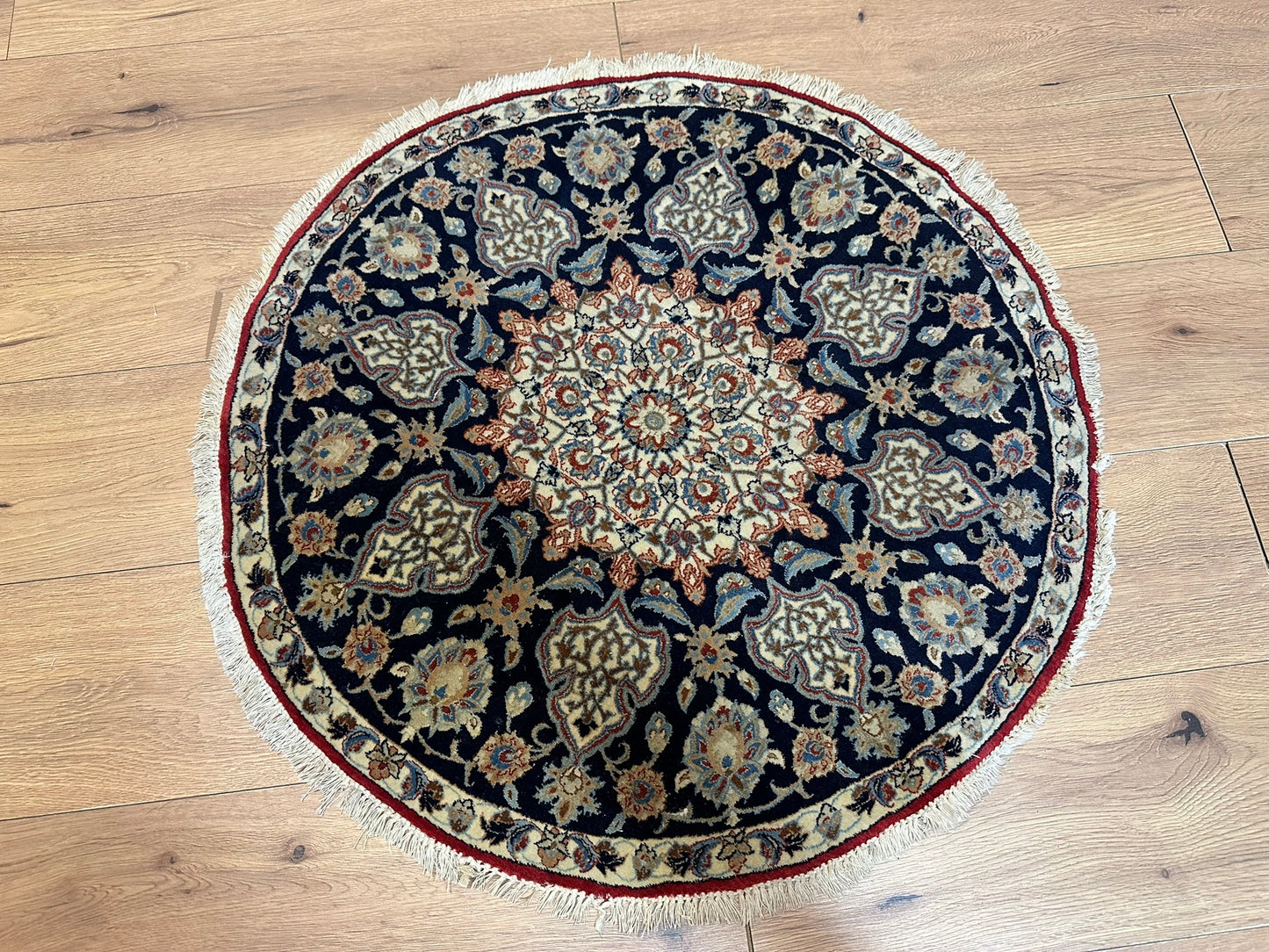 Orientteppich handgeknüpft Nain rund 80 cm