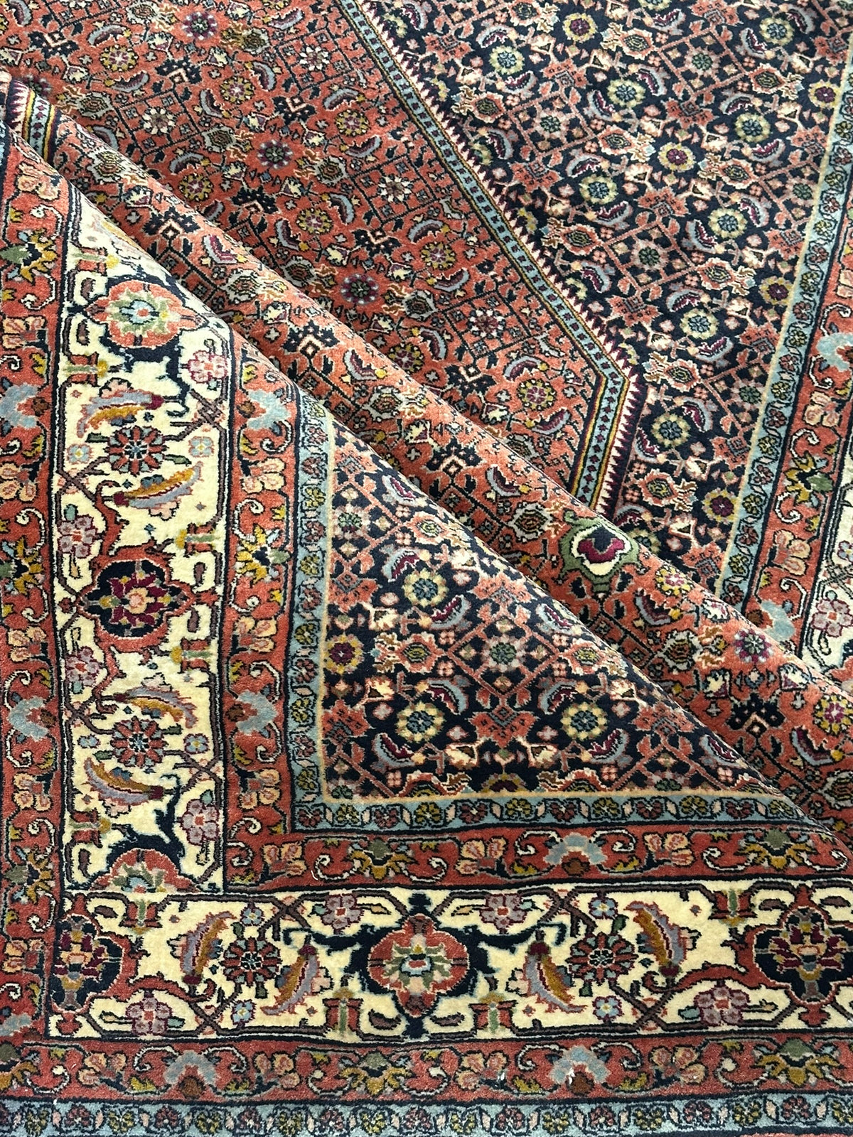 Orientteppich handgeknüpft Bidjar 250x145 cm