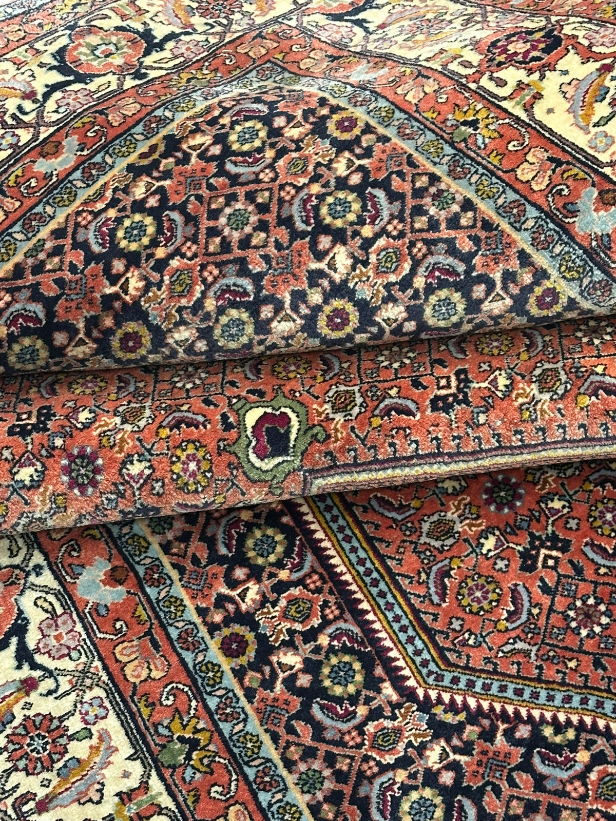 Orientteppich handgeknüpft Bidjar 250x145 cm