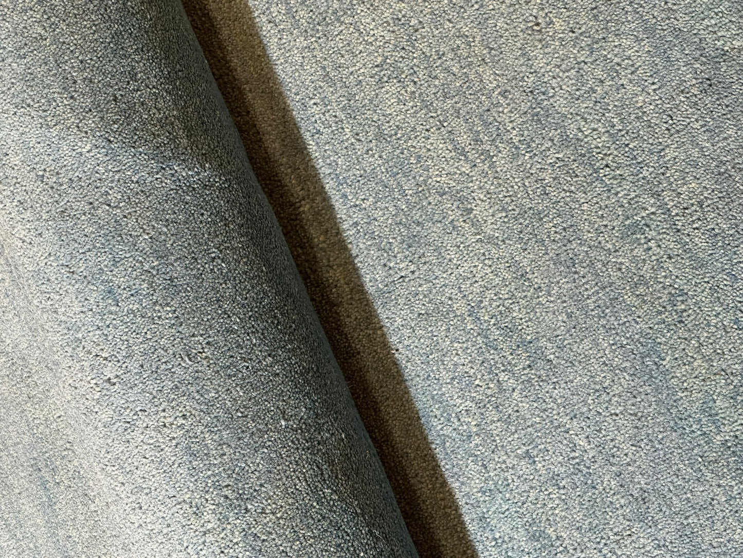 Moderner Gabbeh Teppich handgeknüpft 185x126 cm