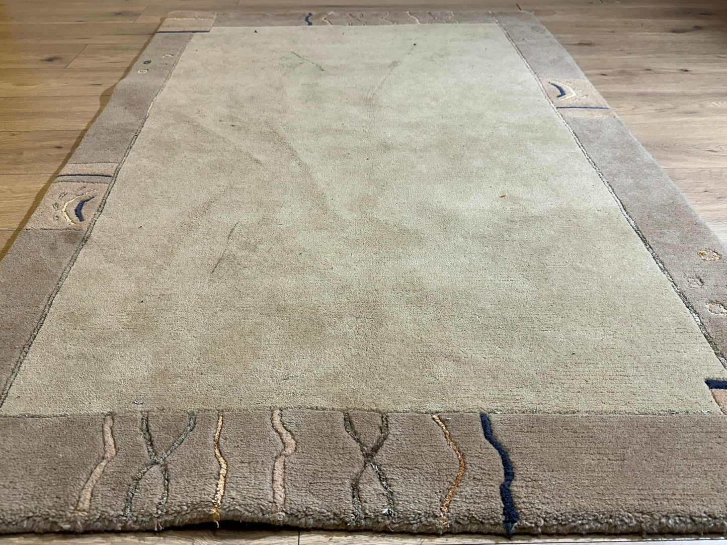 Moderner Gabbeh Teppich handgeknüpft 177x126 cm