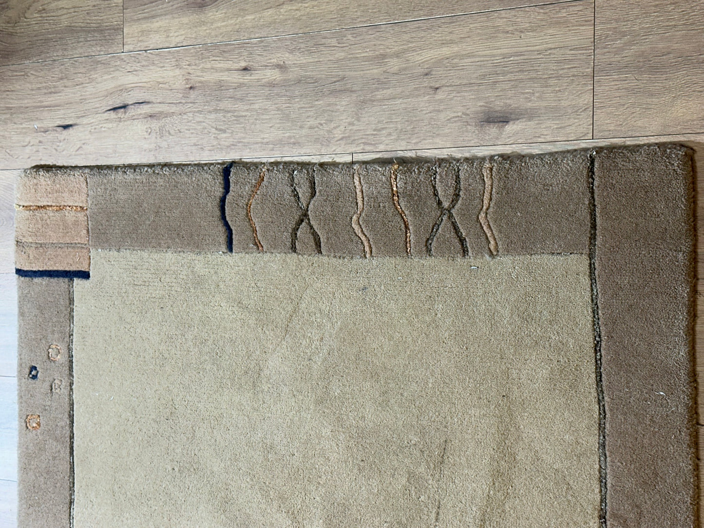 Moderner Gabbeh Teppich handgeknüpft 177x126 cm