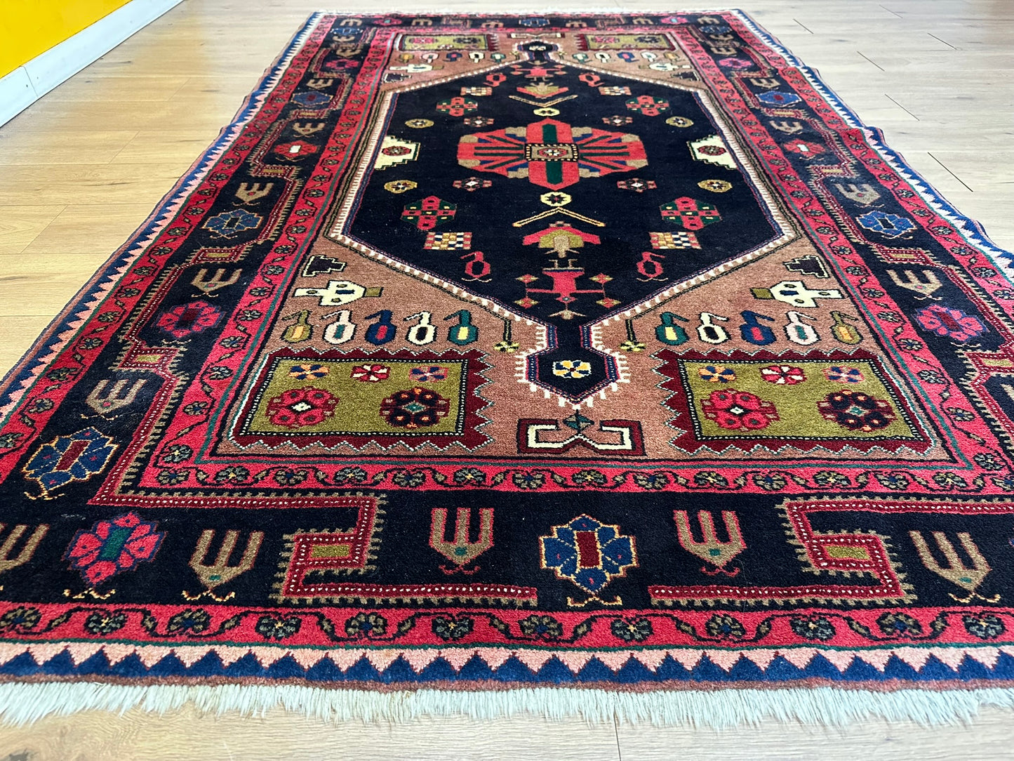 Orientteppich handgeknüpft 245x152 cm Konya Art Deco