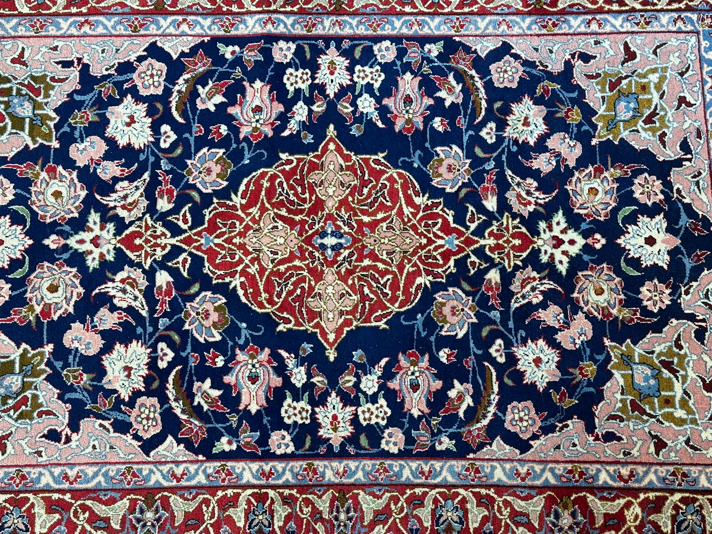 Orientteppich handgeknüpft 155x105 cm Isfahan fein