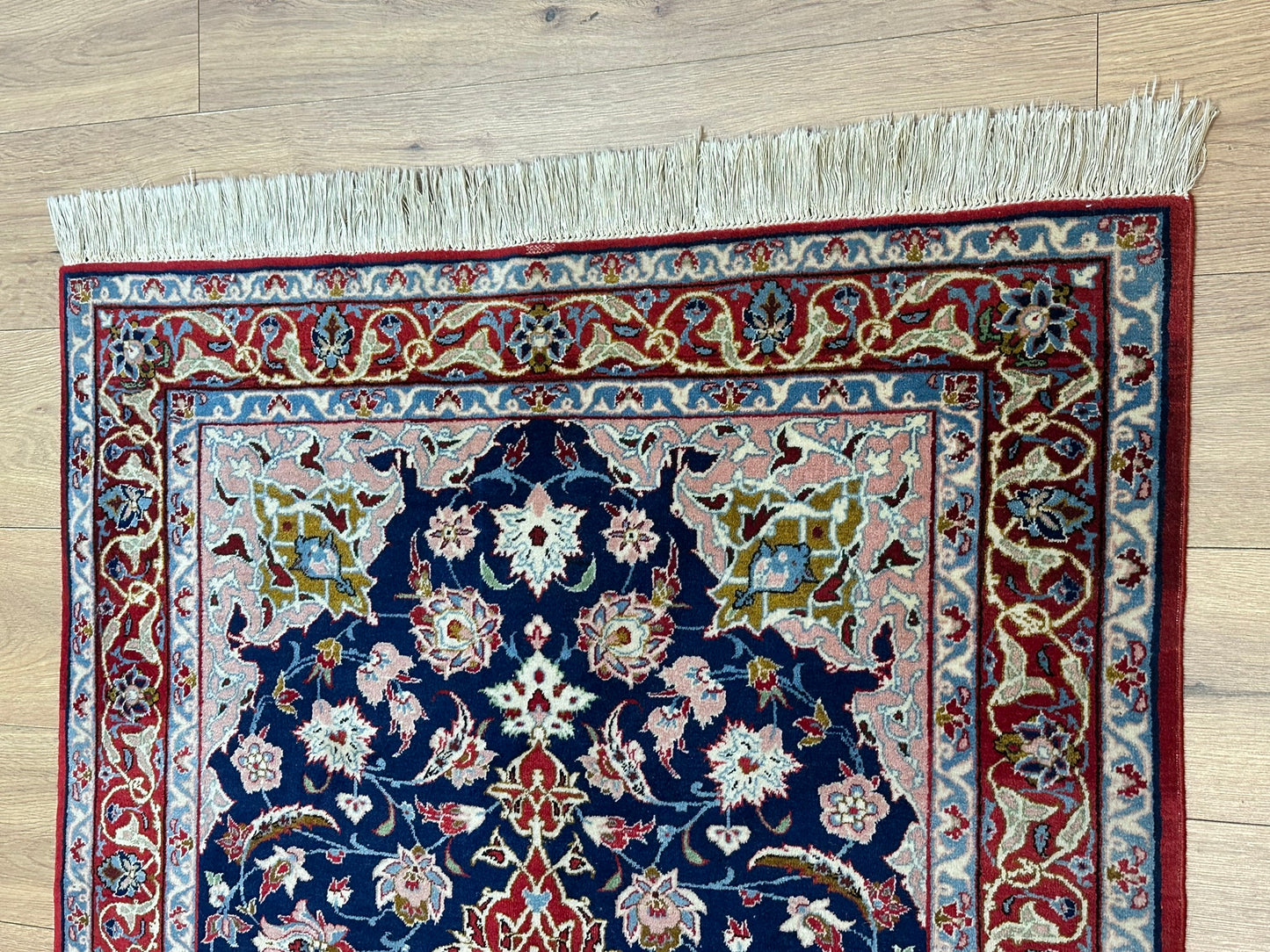 Orientteppich handgeknüpft 155x105 cm Isfahan fein