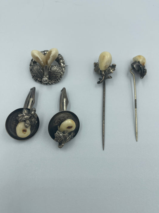 Jäger Schmuck-Set Brosche Nadelstecker Manschettenknöpfe künstlichen Zähnen