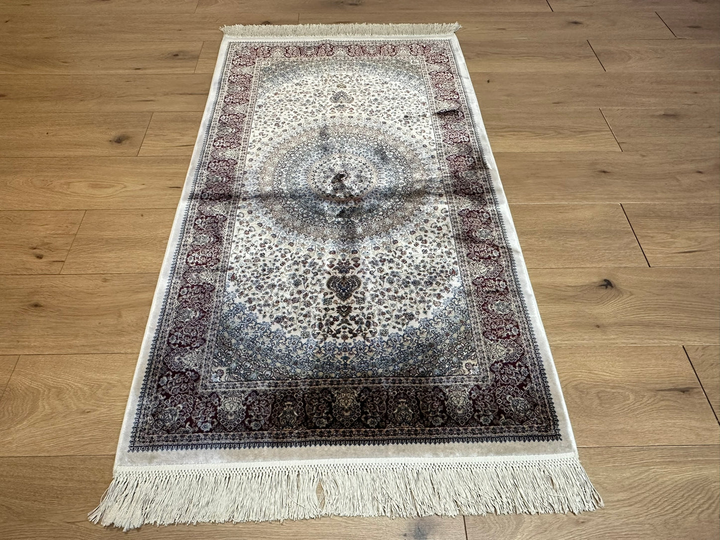Orientteppich  140x80 cm Ghom Seide