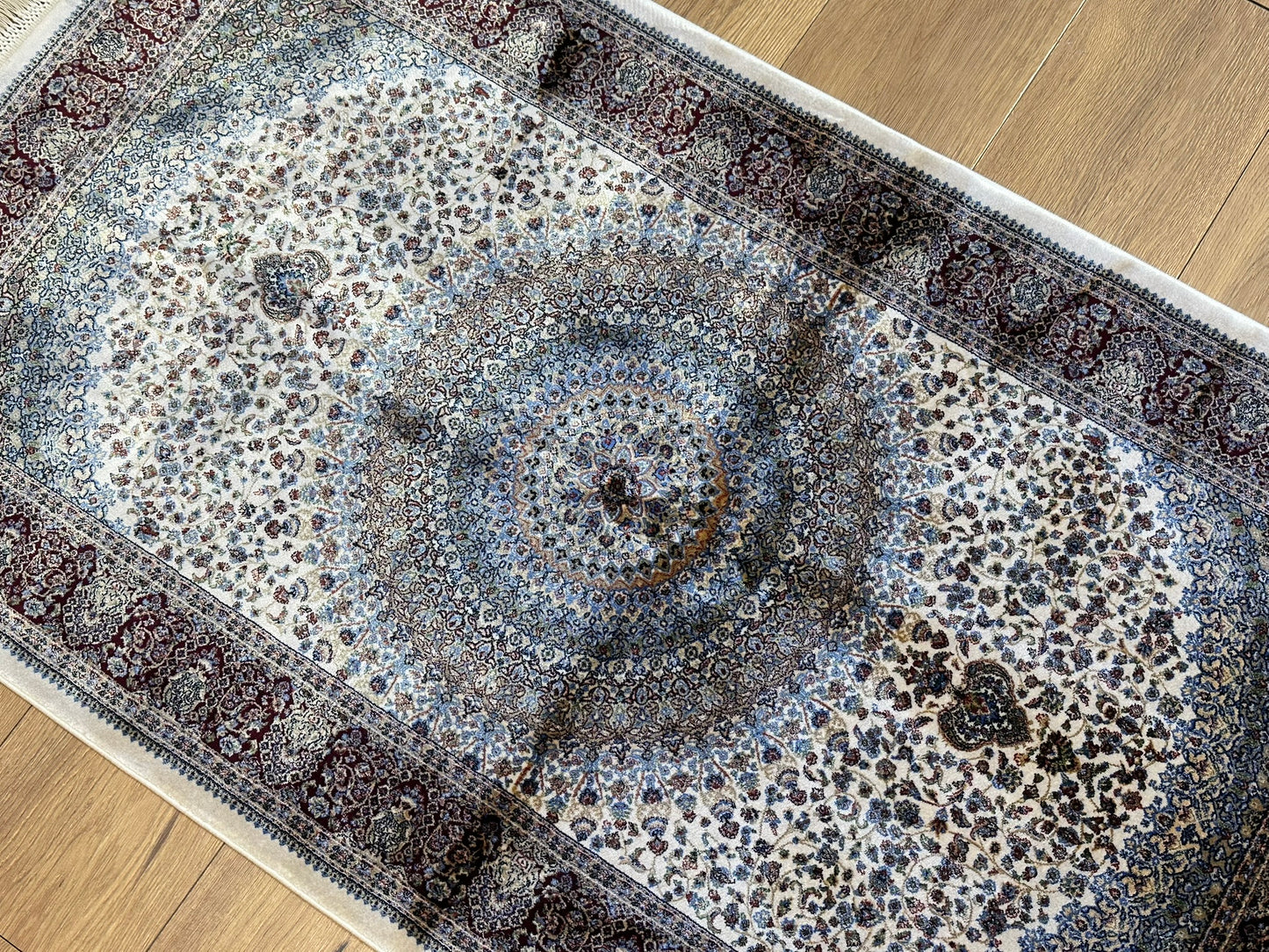 Orientteppich  140x80 cm Ghom Seide