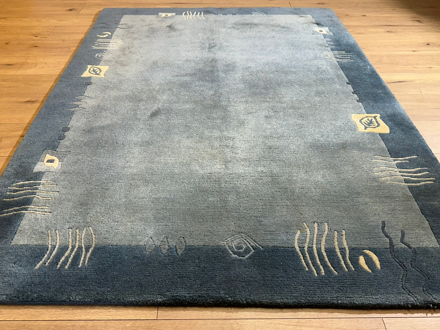 Moderner Gabbeh Teppich handgeknüpft 194x140 cm