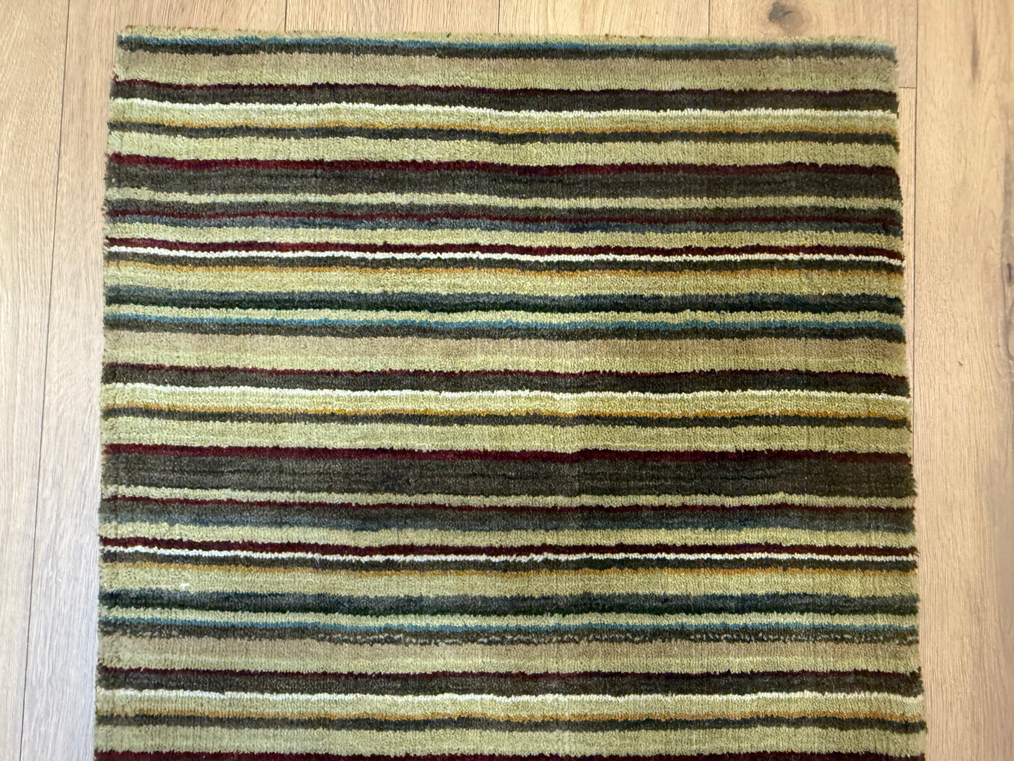 Perser Teppich Gabbeh – Handgeknüpft aus feiner Wolle – 142 x 72 cm