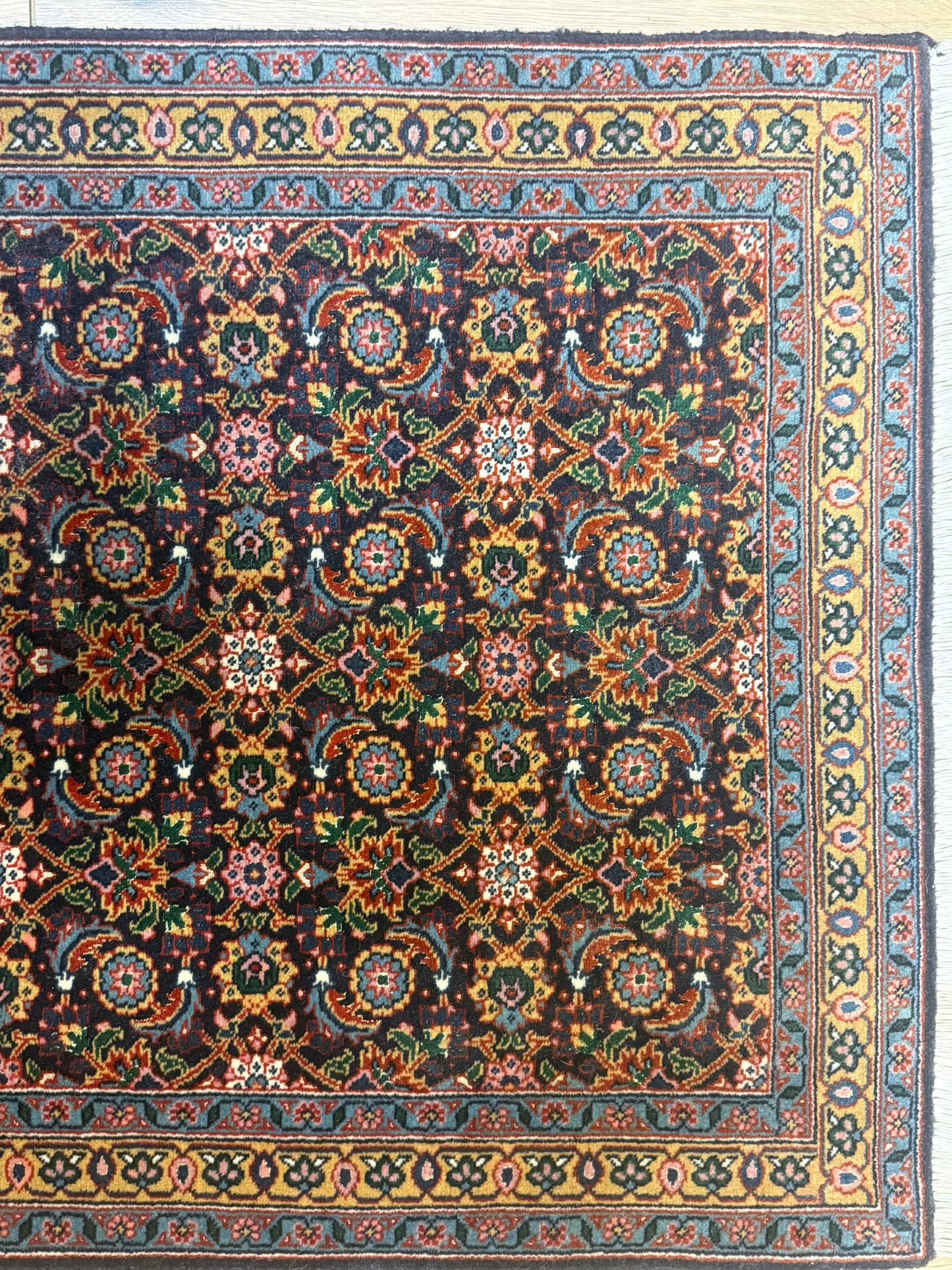 Perser Teppich Tabriz Handgeknüpft aus Korkwolle Seide 150x64 cm