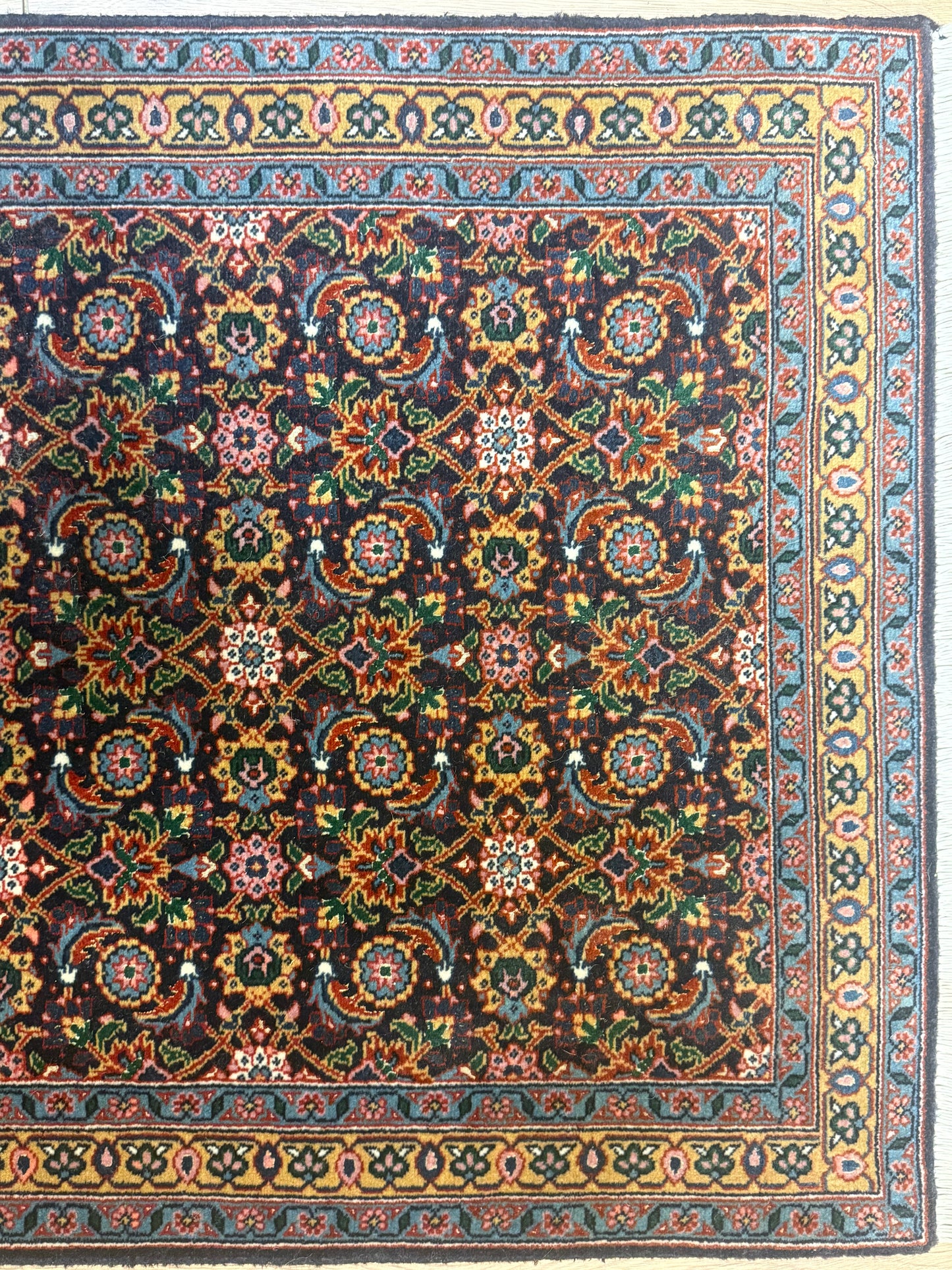 Perser Teppich Tabriz Handgeknüpft aus Korkwolle Seide 150x64 cm