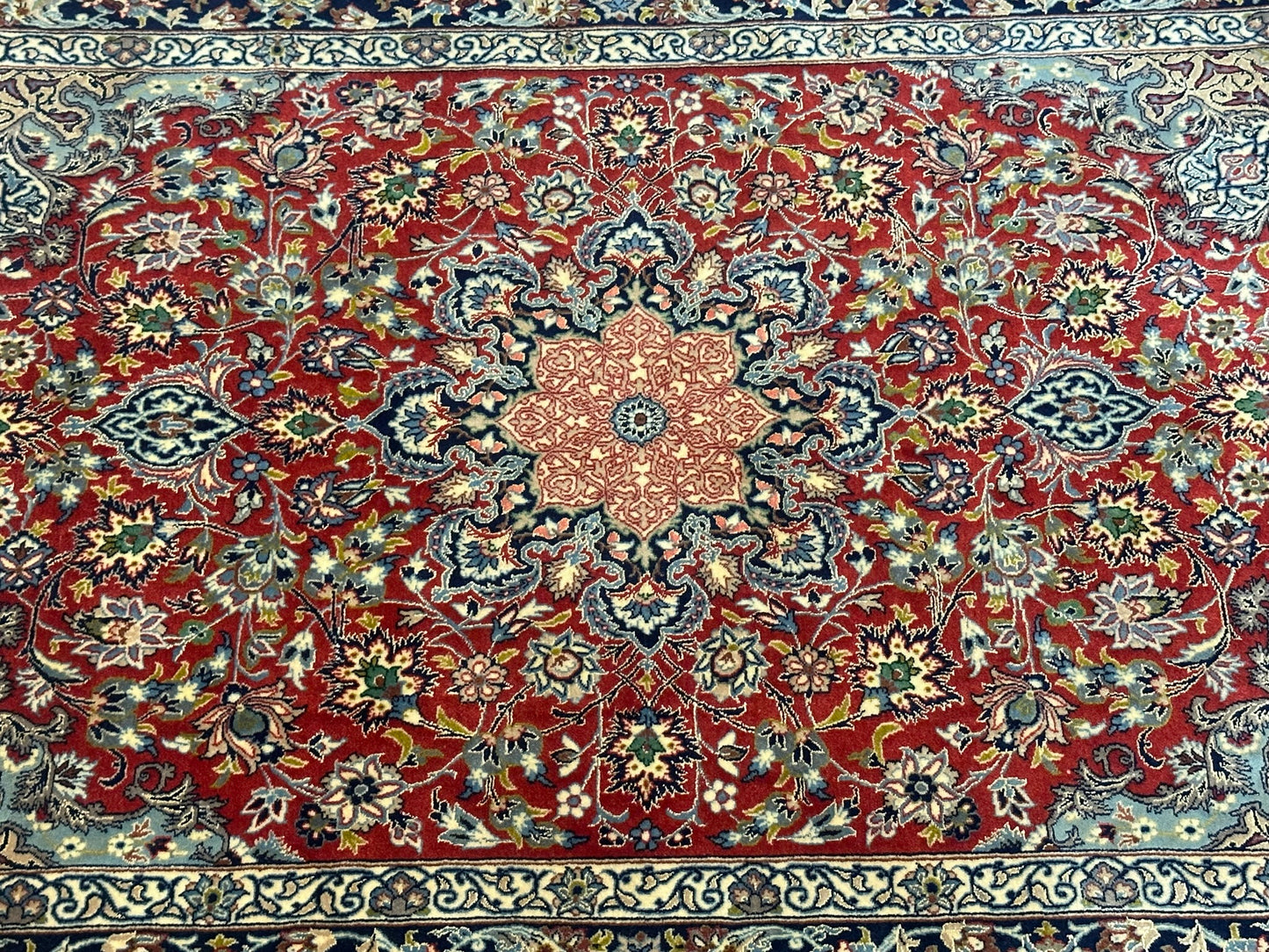 Handgeknüpfter Perser Orientteppich Isfahan, signiert 167x110cm