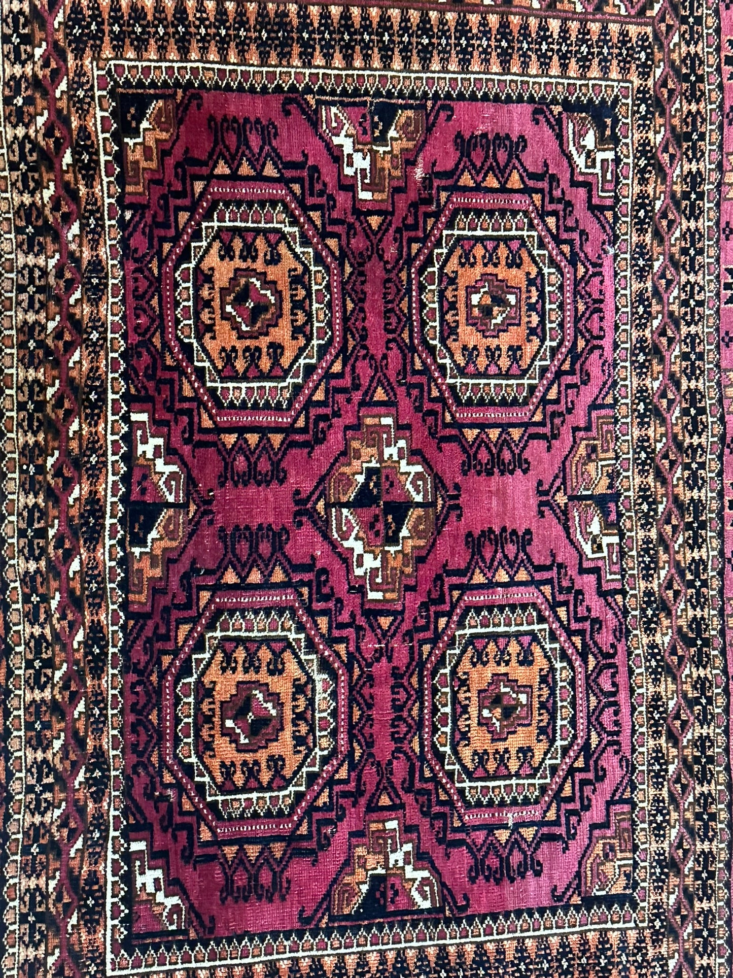 Antik Orientteppich handgeknüpft 120x88 cm Jomut Buchara naturfarben