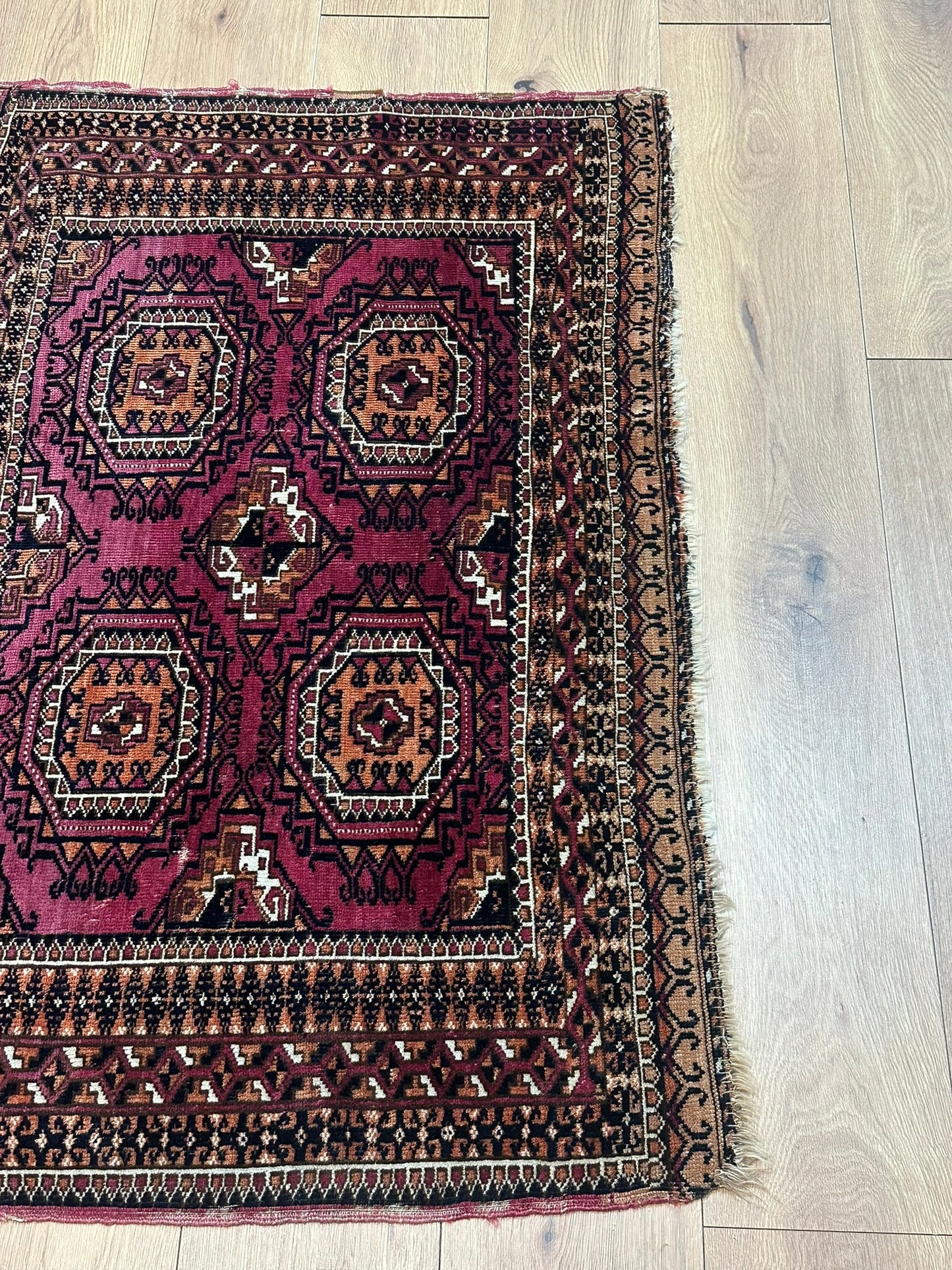 Antik Orientteppich handgeknüpft 120x88 cm Jomut Buchara naturfarben