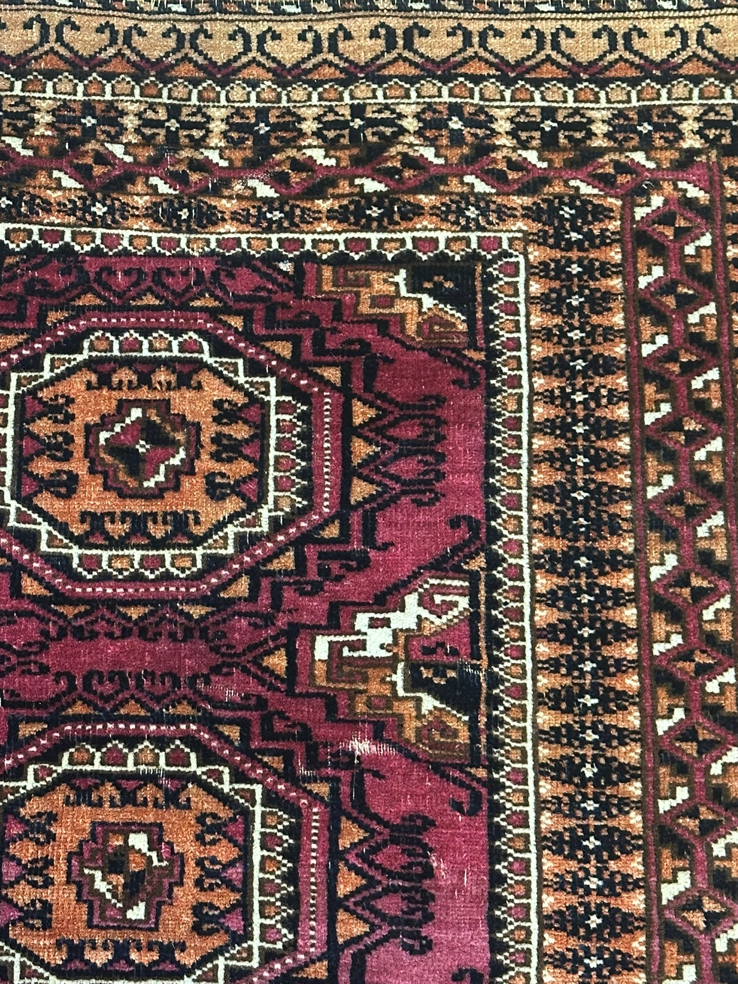 Antik Orientteppich handgeknüpft 120x88 cm Jomut Buchara naturfarben