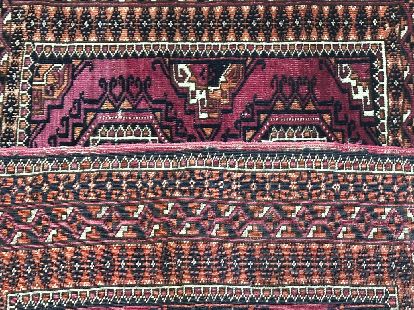 Antik Orientteppich handgeknüpft 120x88 cm Jomut Buchara naturfarben