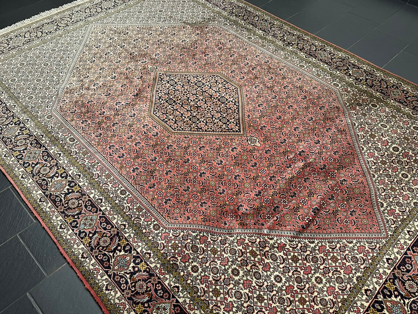Orientteppich handgeknüpft Bidjar 355x245 cm