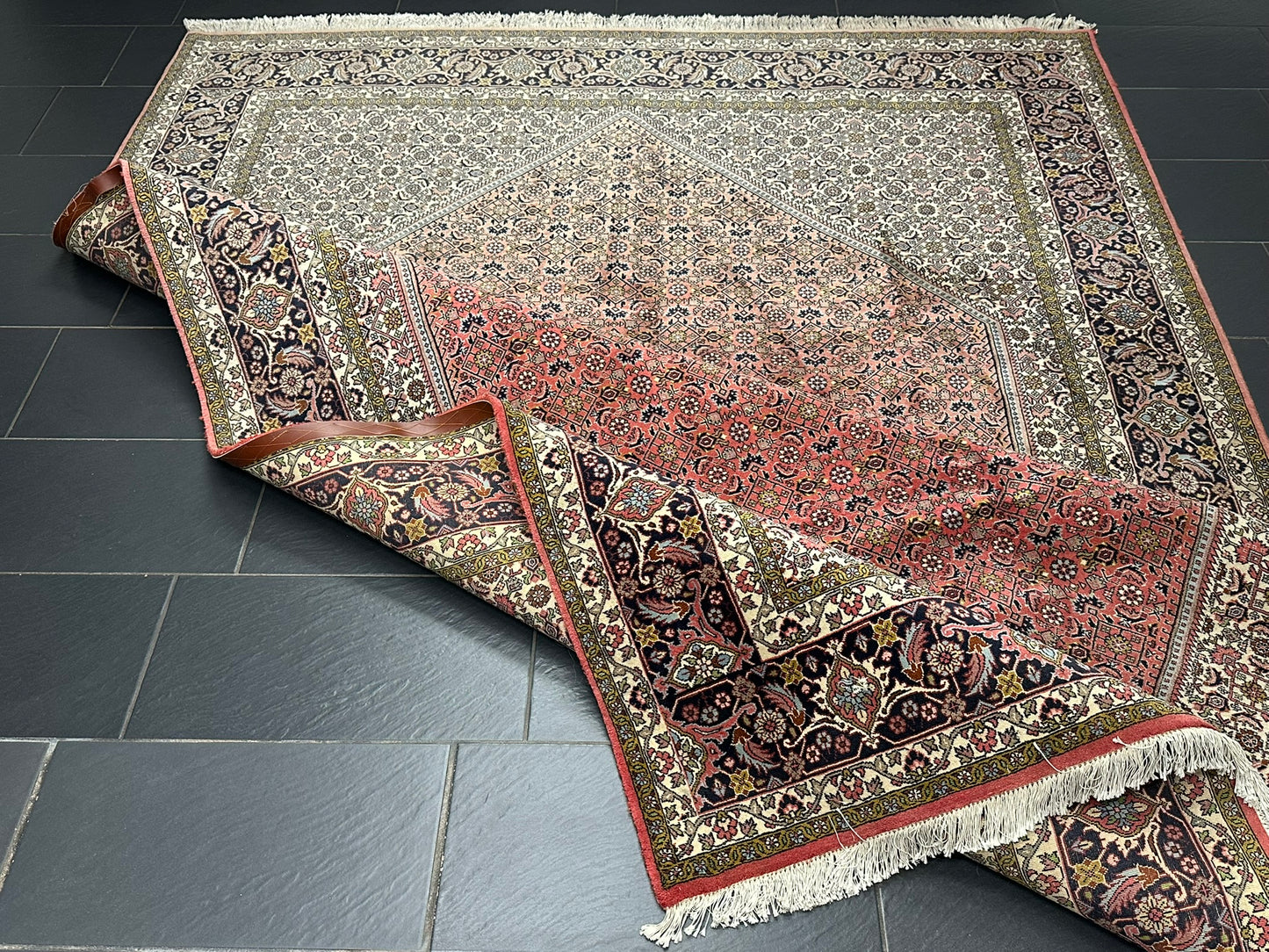 Orientteppich handgeknüpft Bidjar 355x245 cm