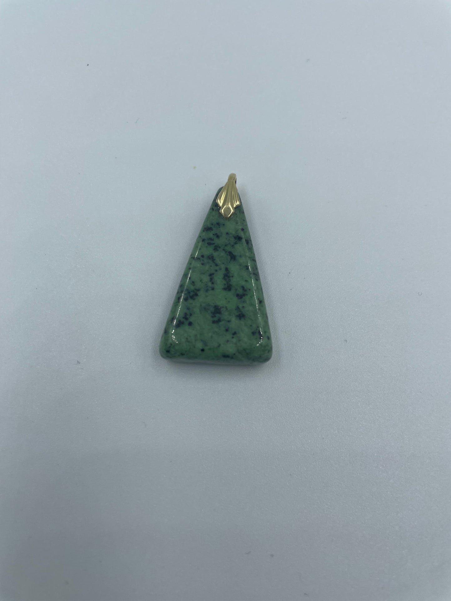 Grüner Edelstein Anhänger