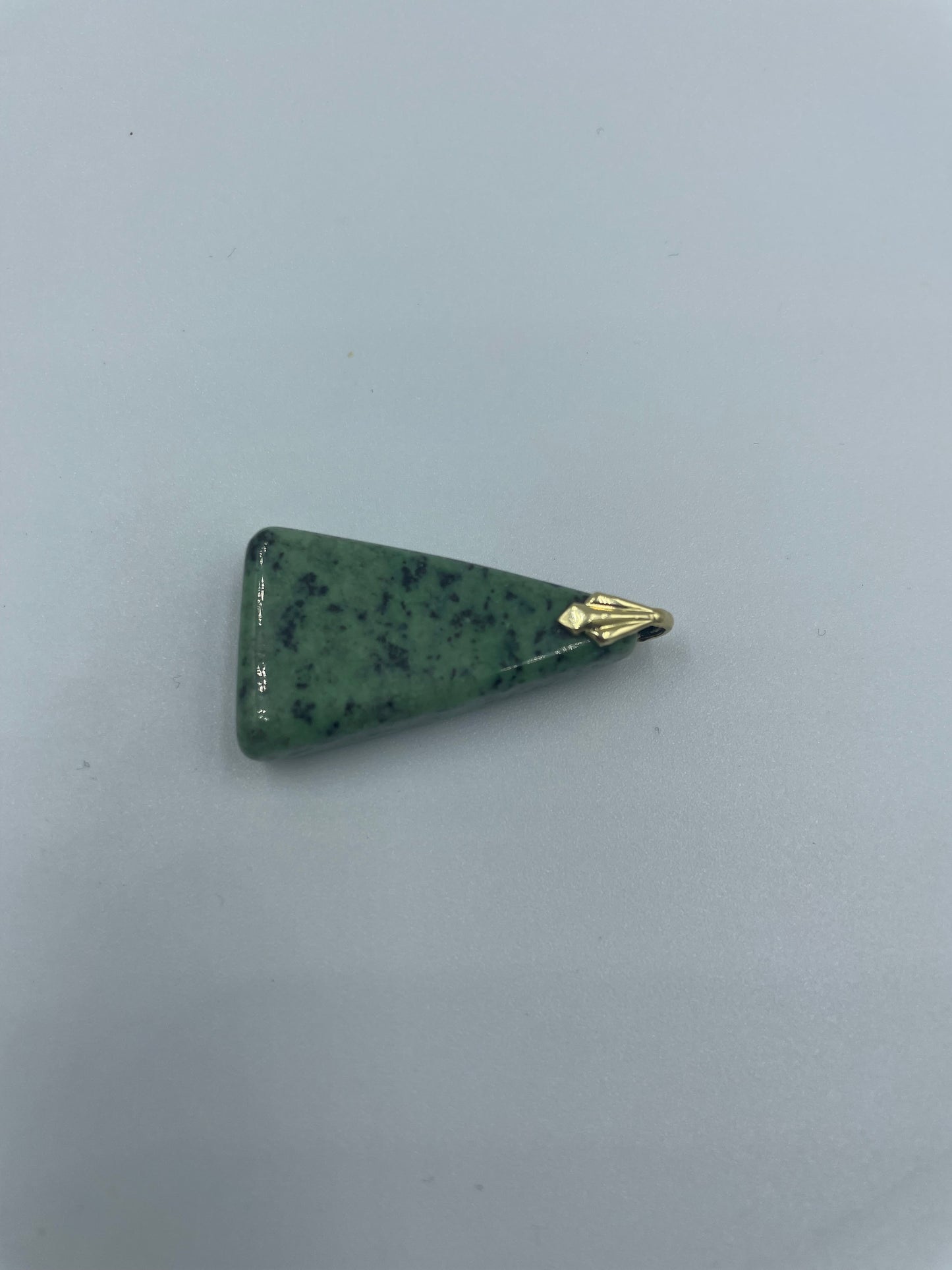 Grüner Edelstein Anhänger