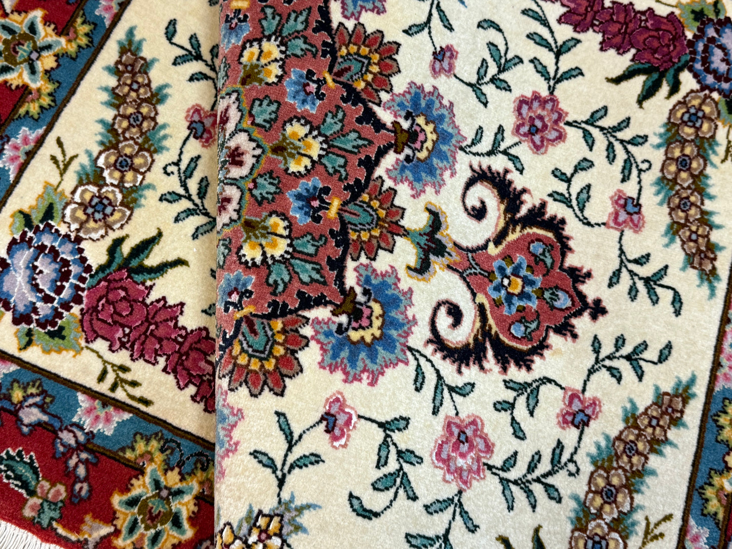 Orientteppich Täbriz Handgeknüpft Korkwolle mit Seide 69x90cm