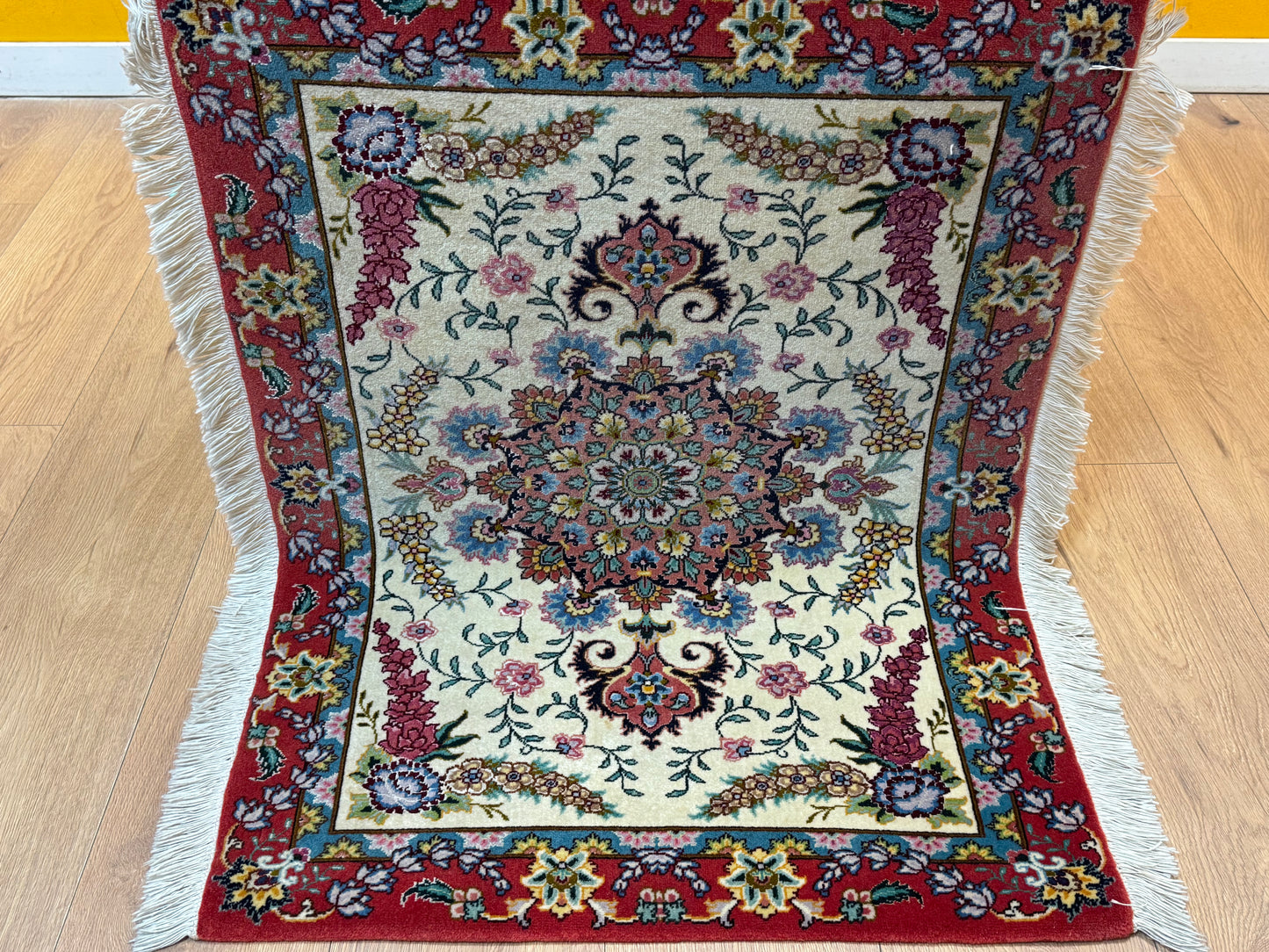 Orientteppich Täbriz Handgeknüpft Korkwolle mit Seide 69x90cm