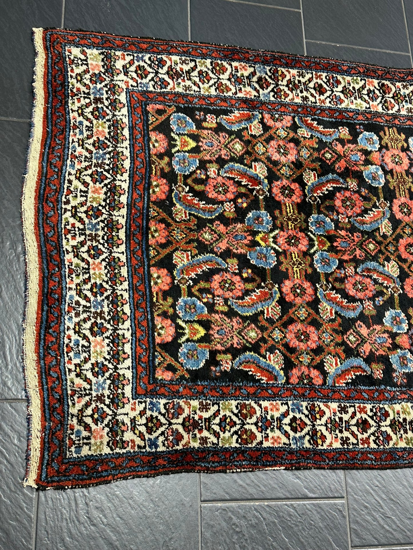 Antik Orientteppich handgeknüpft 390x103 cm Malayer Läufer naturfarben