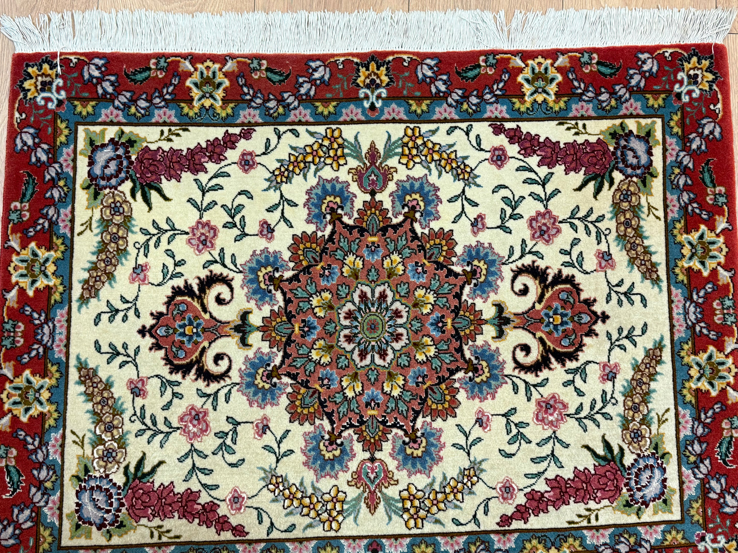 Orientteppich Täbriz Handgeknüpft Korkwolle mit Seide 69x90cm