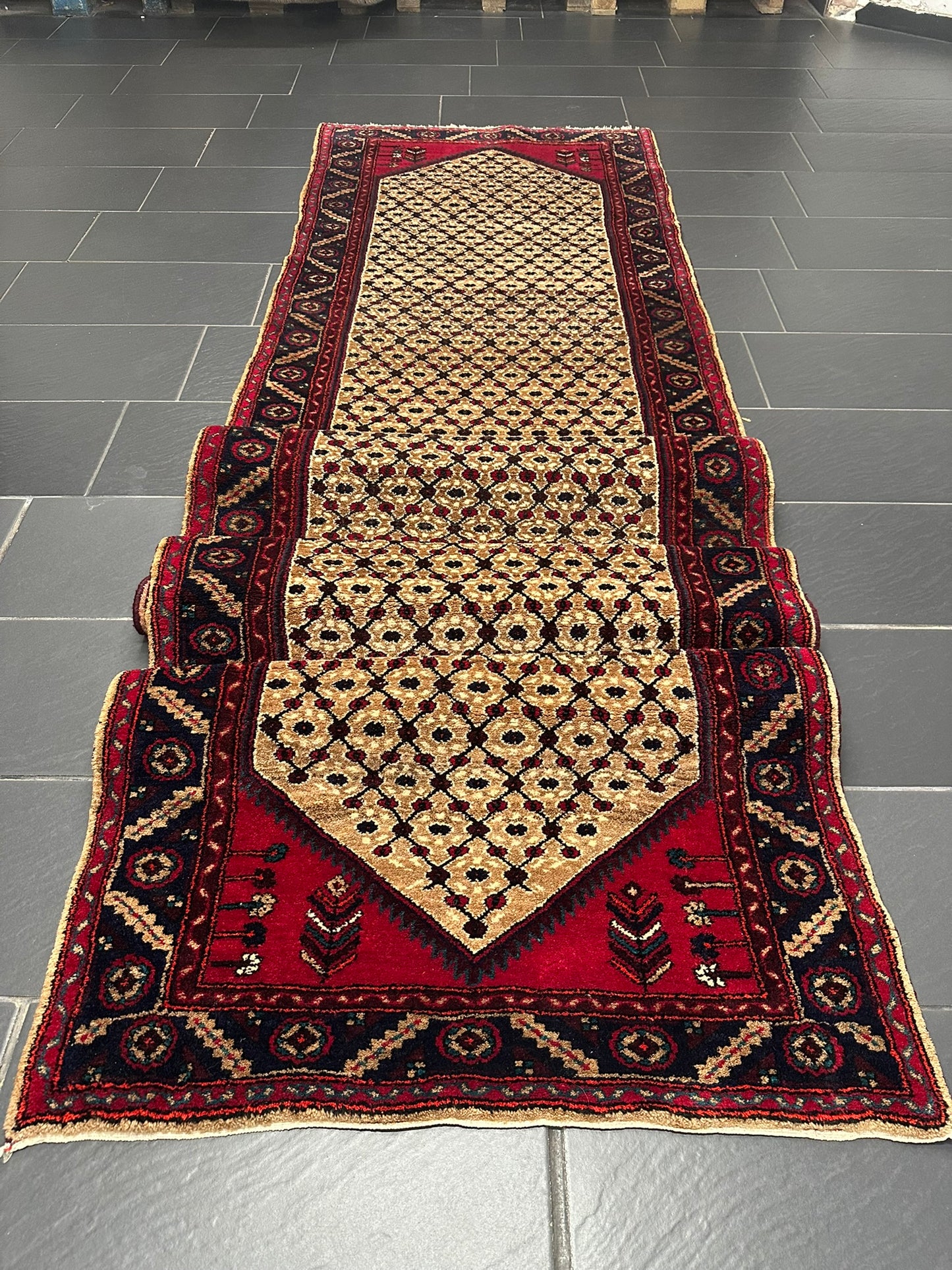 Orientteppich handgeknüpft 407x102 cm Hamadan Läufer