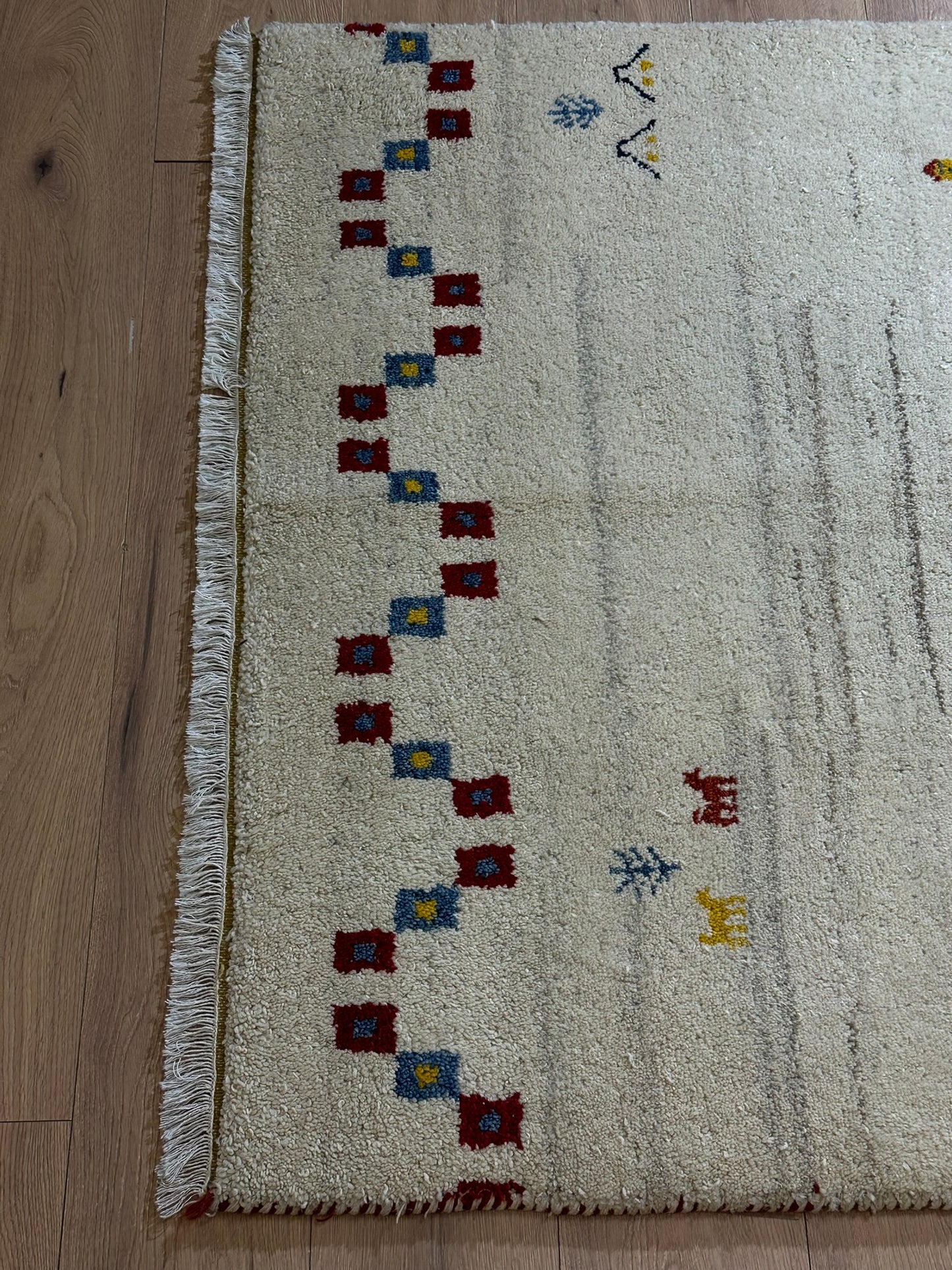 Moderner Gabbeh Teppich handgeknüpft 181x125 cm
