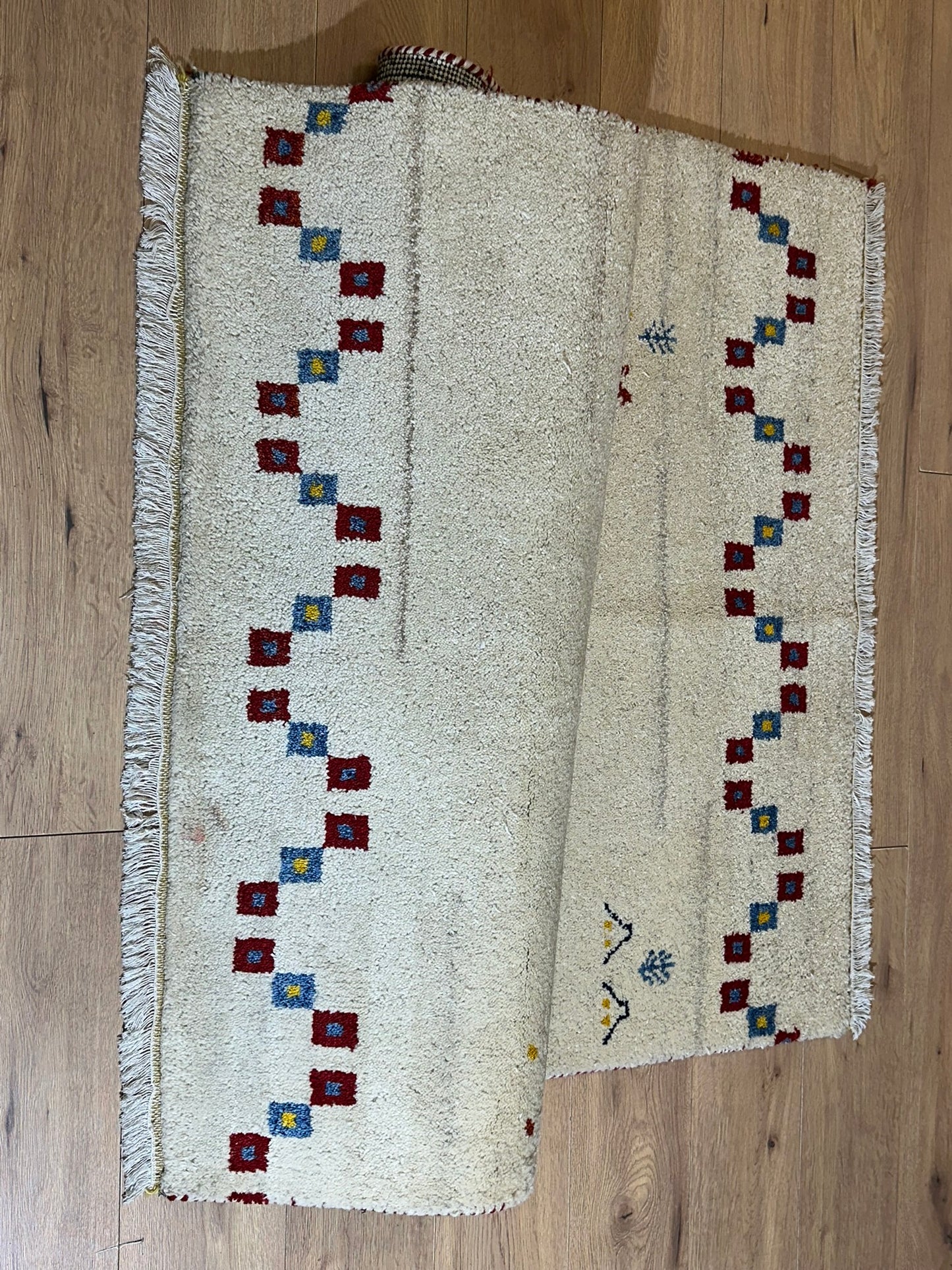 Moderner Gabbeh Teppich handgeknüpft 181x125 cm