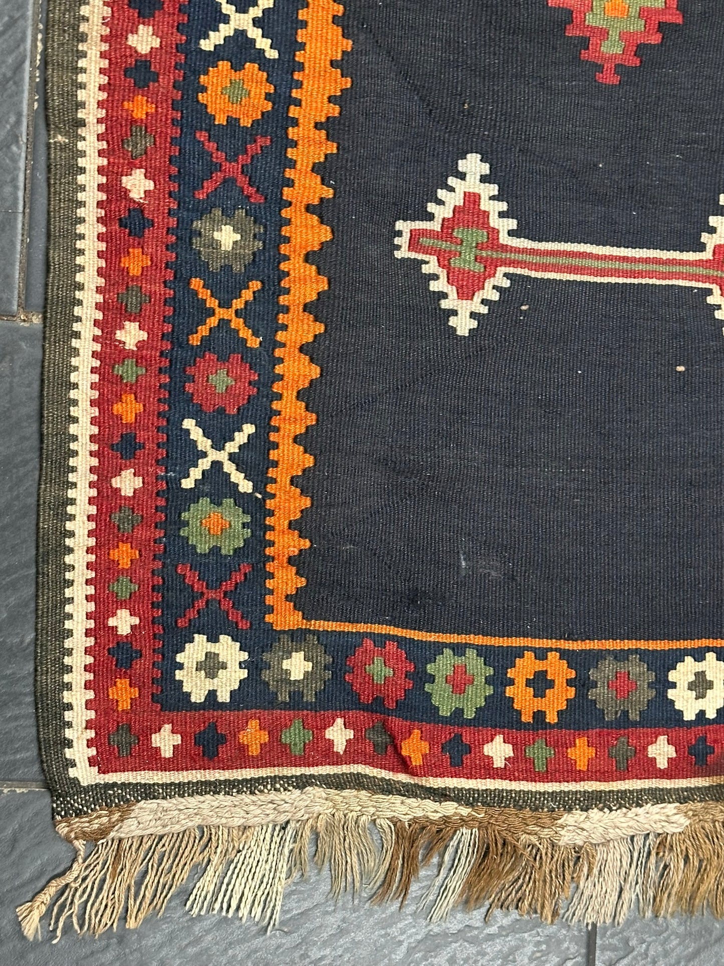 Antik Orientteppich handgeknüpft 440x140 cm Senneh Kelim Naturfarben