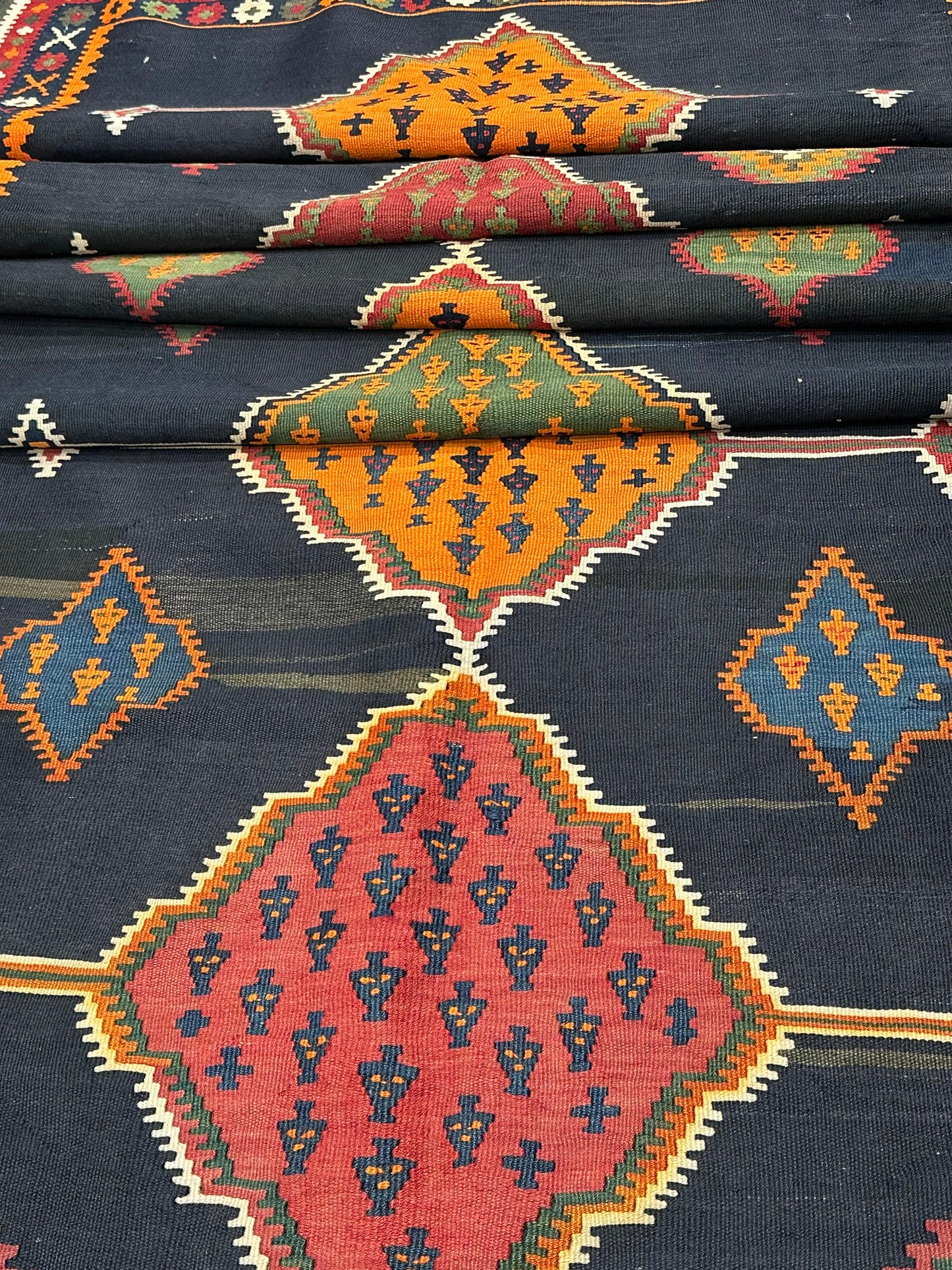 Antik Orientteppich handgeknüpft 440x140 cm Senneh Kelim Naturfarben