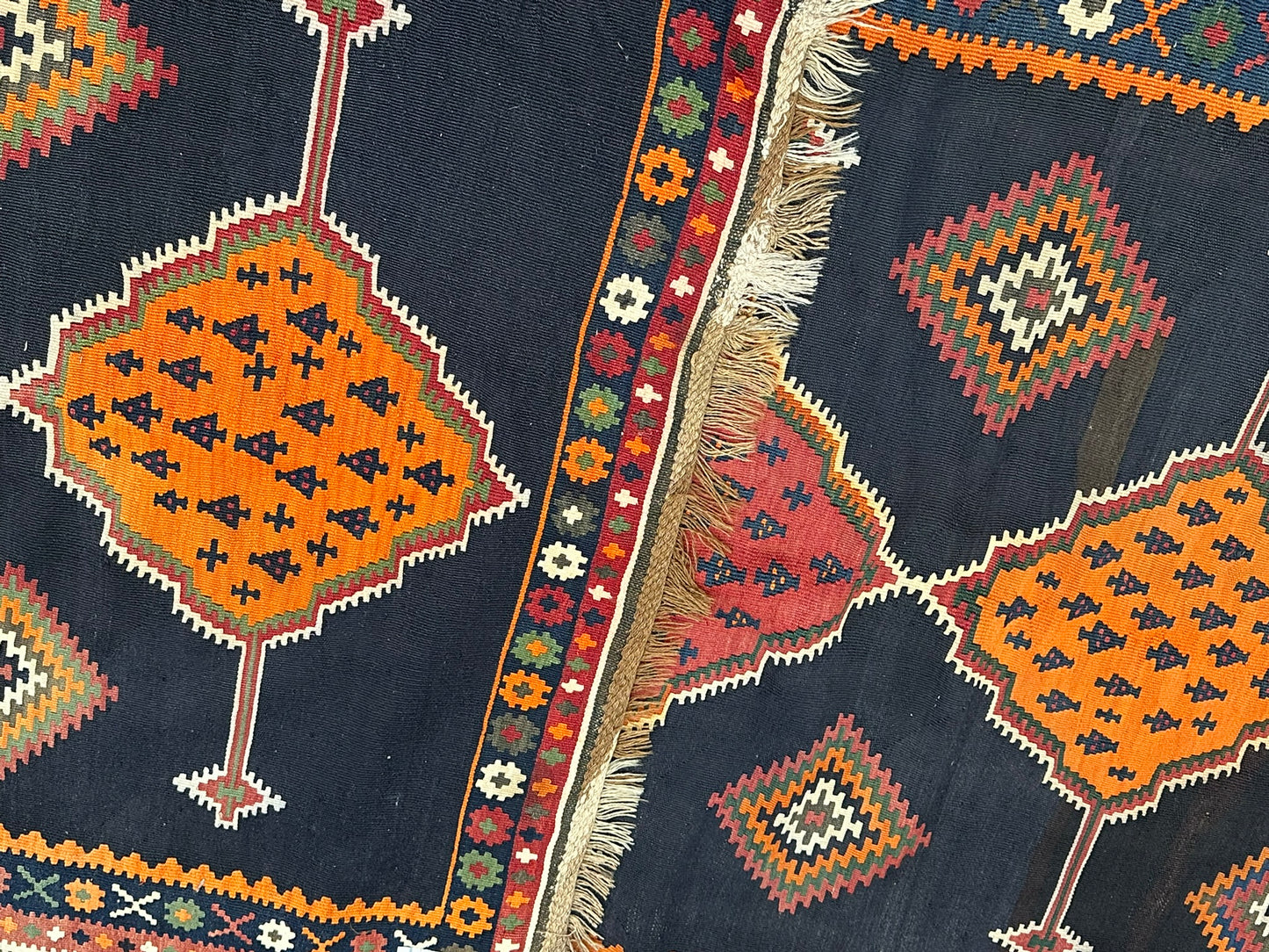 Antik Orientteppich handgeknüpft 440x140 cm Senneh Kelim Naturfarben