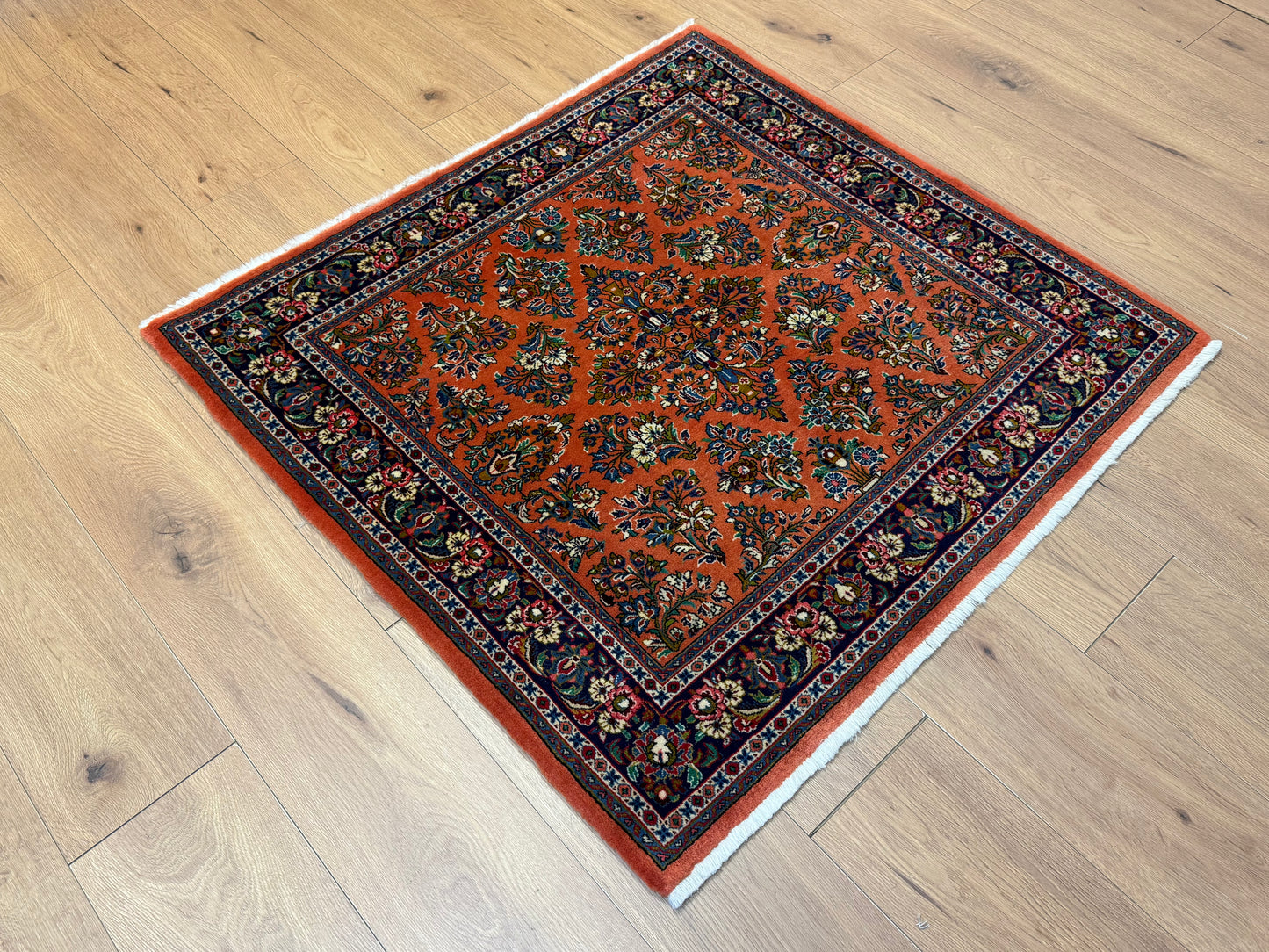 Orientteppich Sarough – Handgeknüpft, Sehr Fein, Korkwolle, 110 x 106 cm