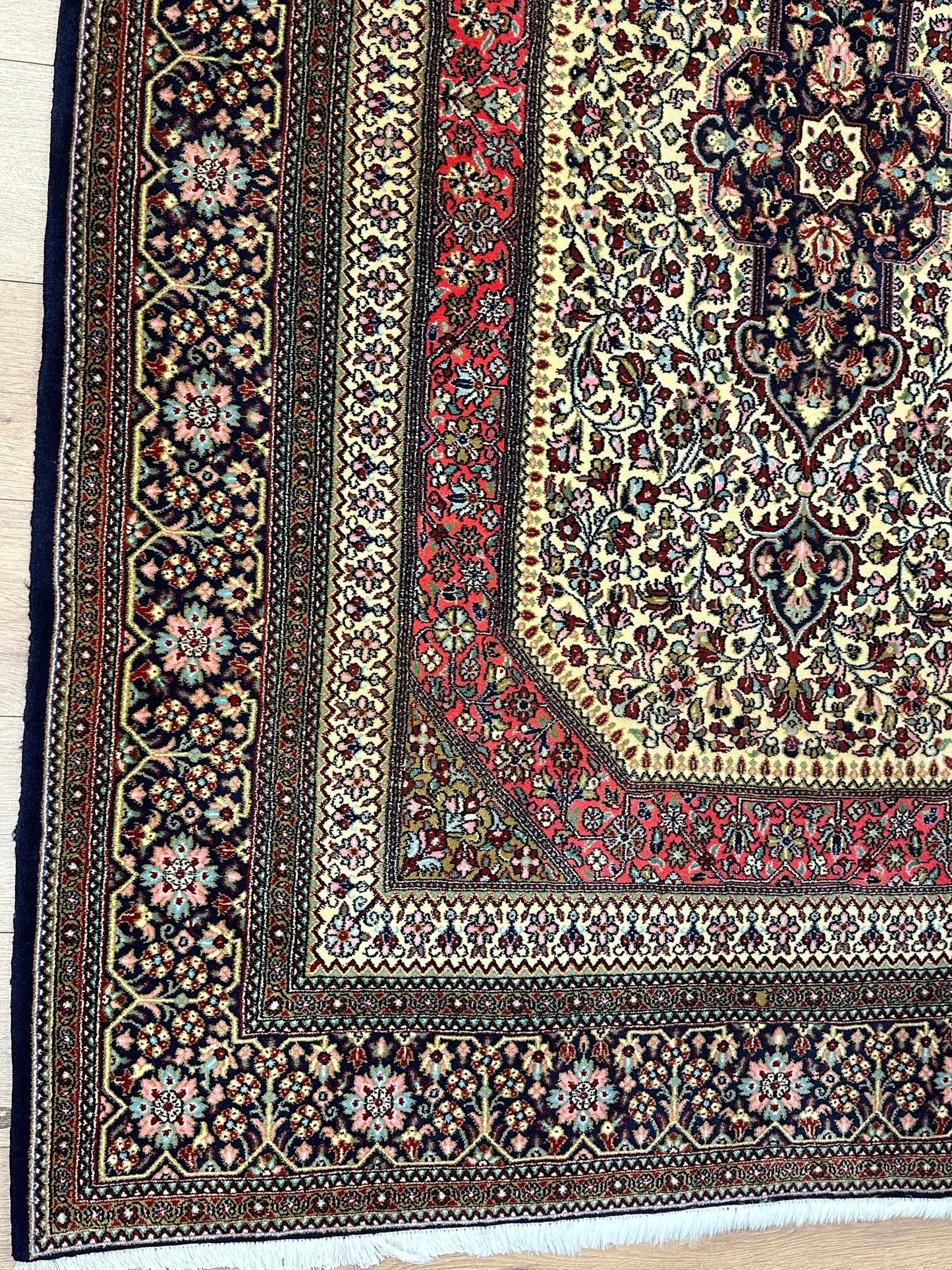 Handgeknüpfter Perser Orientteppich - Feiner Ghom - 215x150 cm