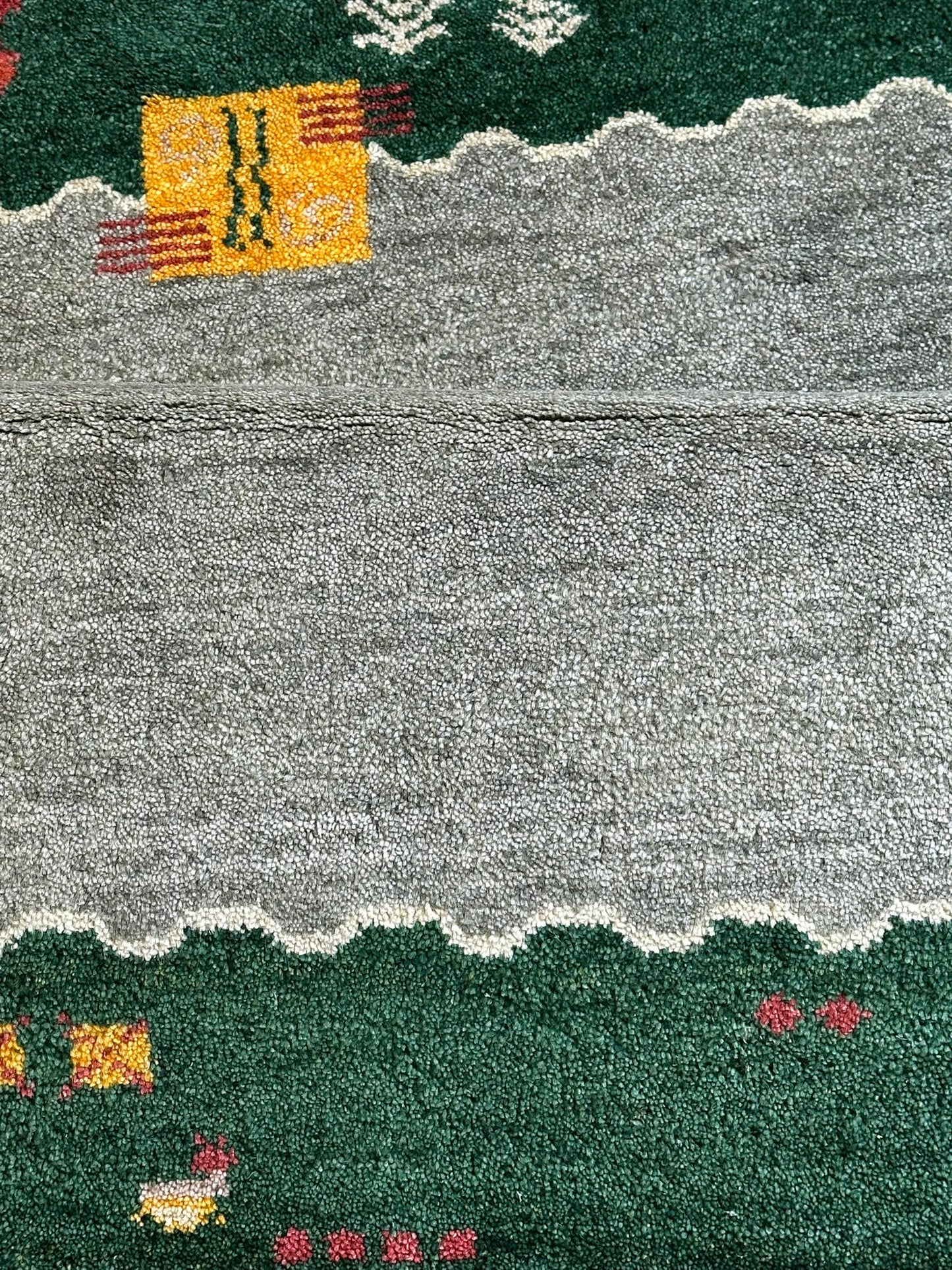 Moderner Gabbeh Teppich handgeknüpft 183x123 cm