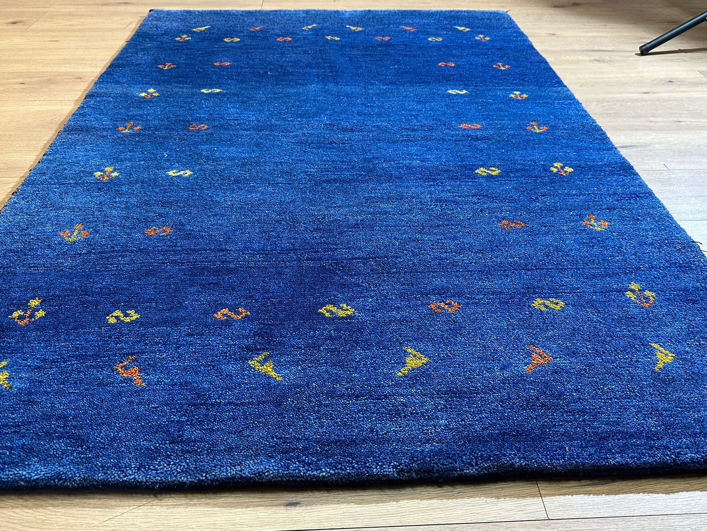 Moderner Gabbeh Teppich handgeknüpft 181x123 cm
