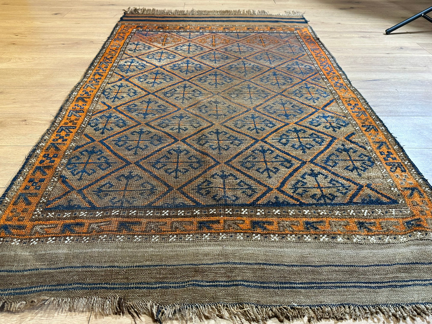 Antiker Orientteppich handgeknüpft Belutsch 197x115 cm