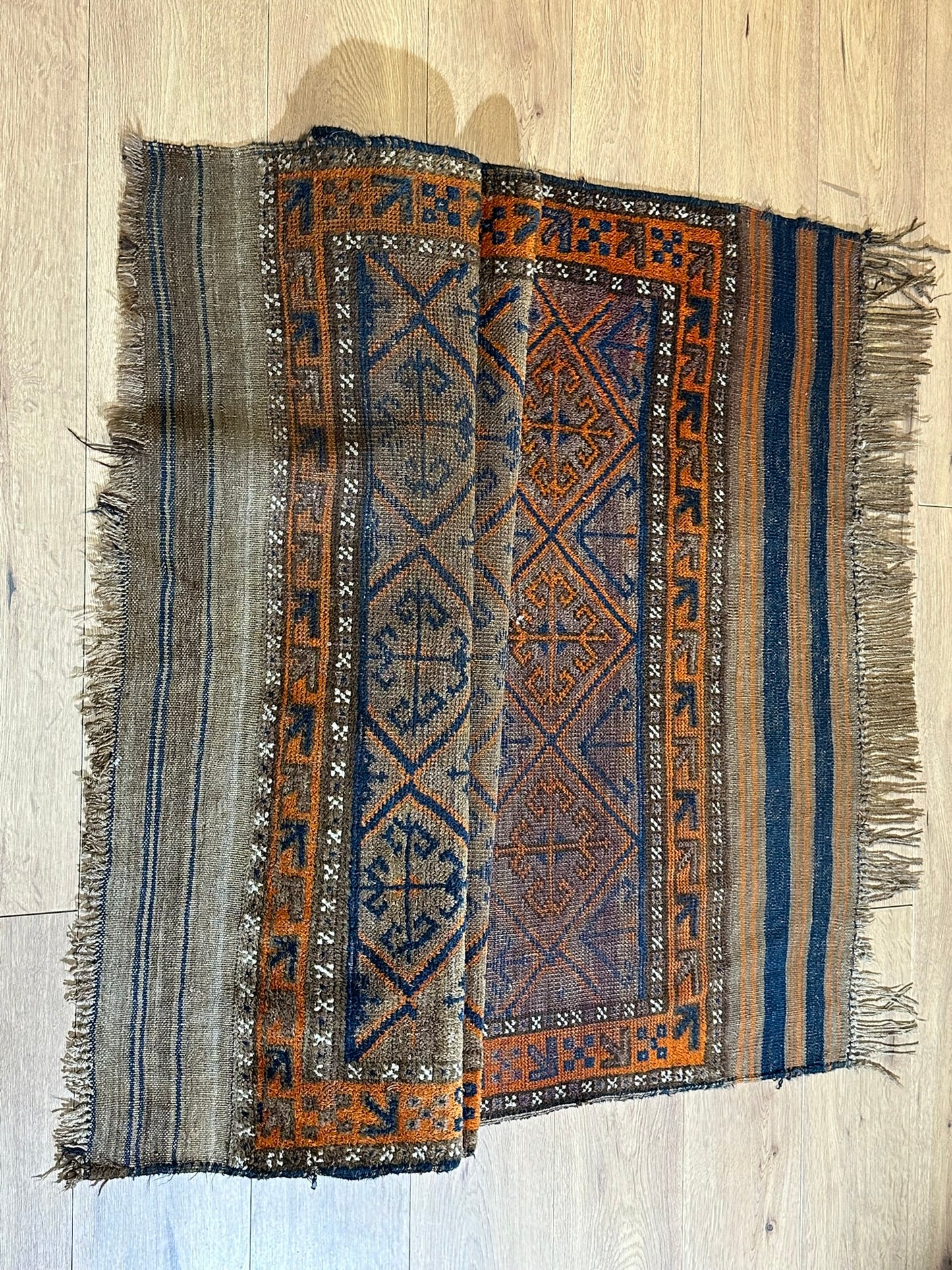 Antiker Orientteppich handgeknüpft Belutsch 197x115 cm
