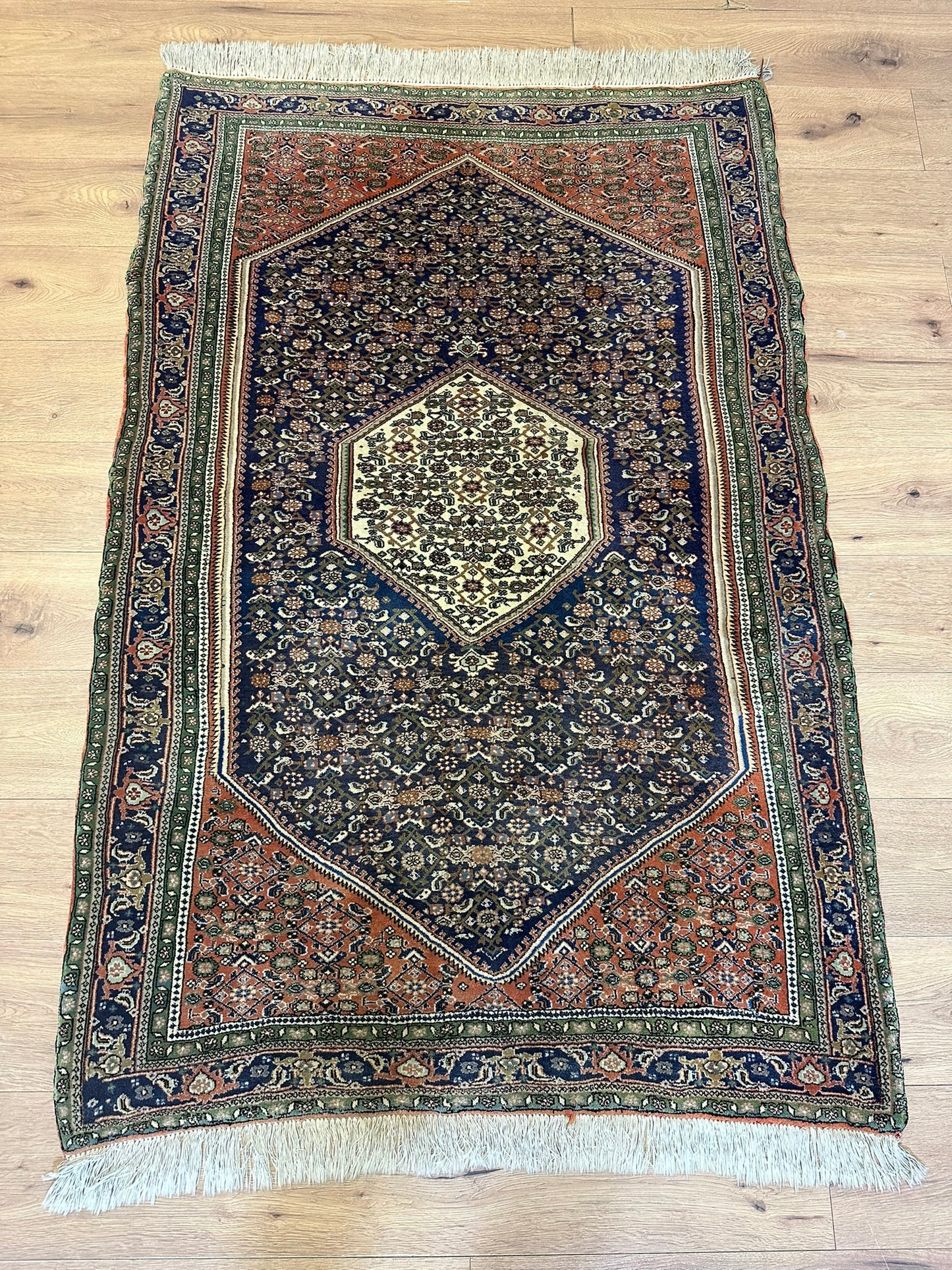 Orientteppich handgeknüpft Bidjar 175x116 cm